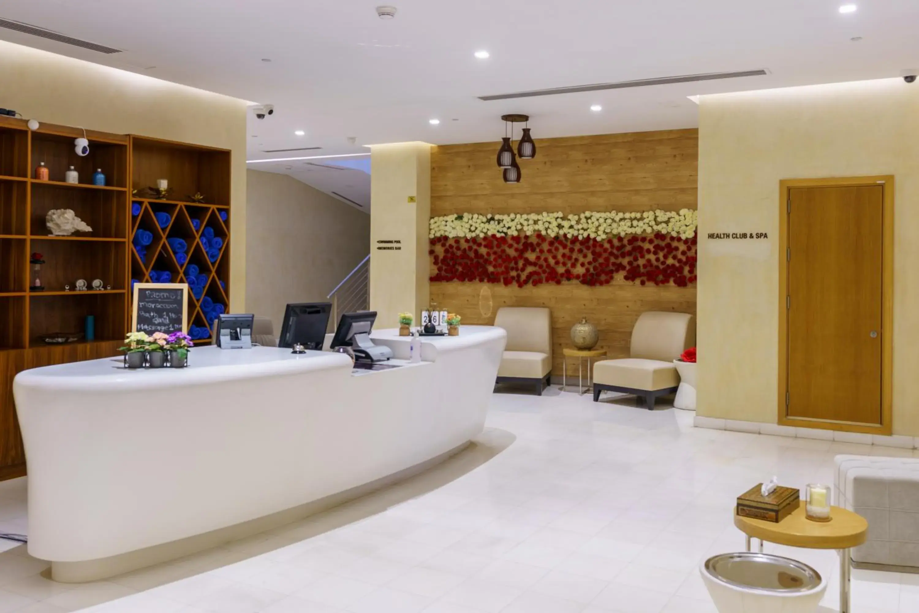 Spa and wellness centre/facilities, Lobby/Reception in Levatio Hotel Muscat