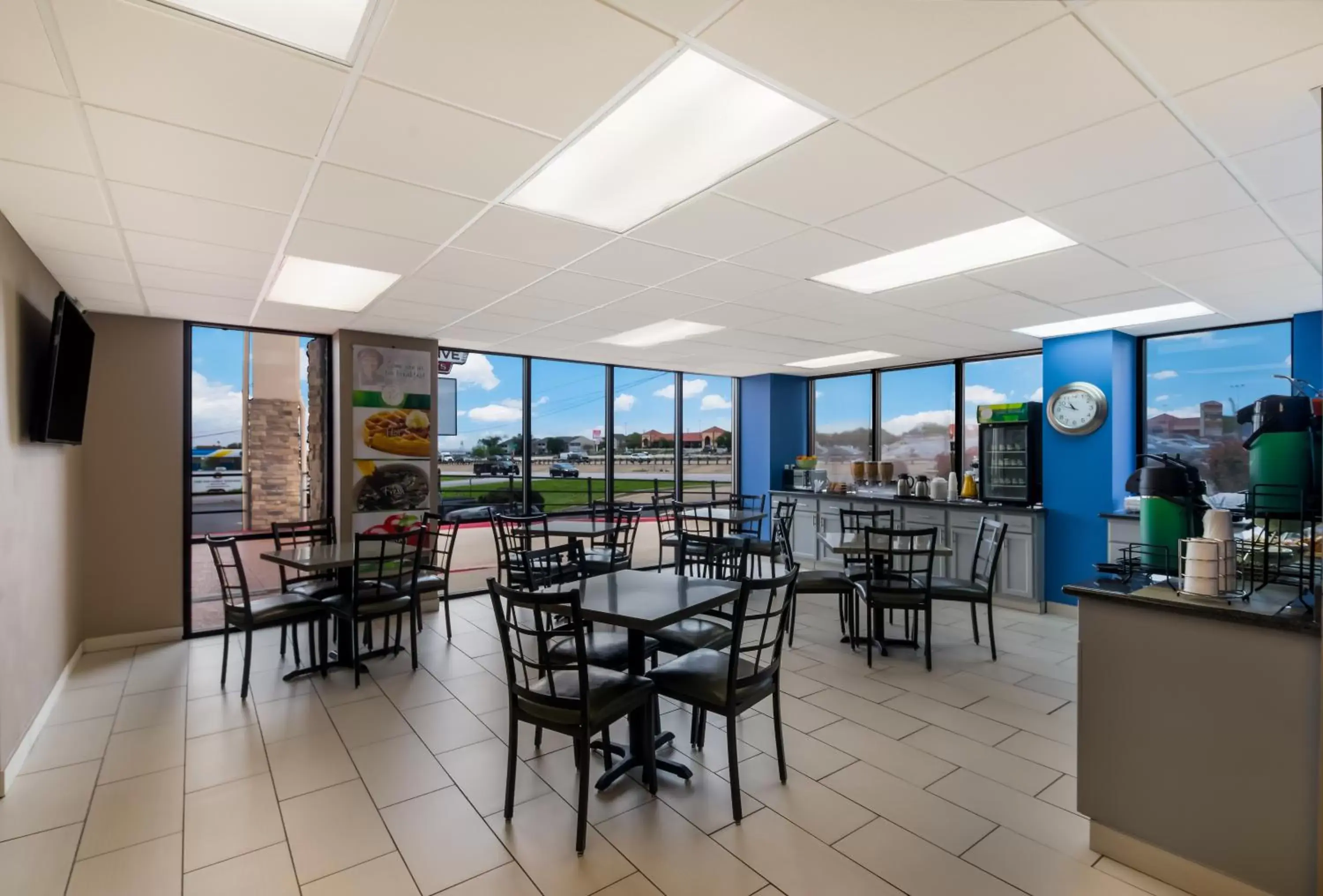 Dining area, Restaurant/Places to Eat in Quality Inn & Suites Round Rock