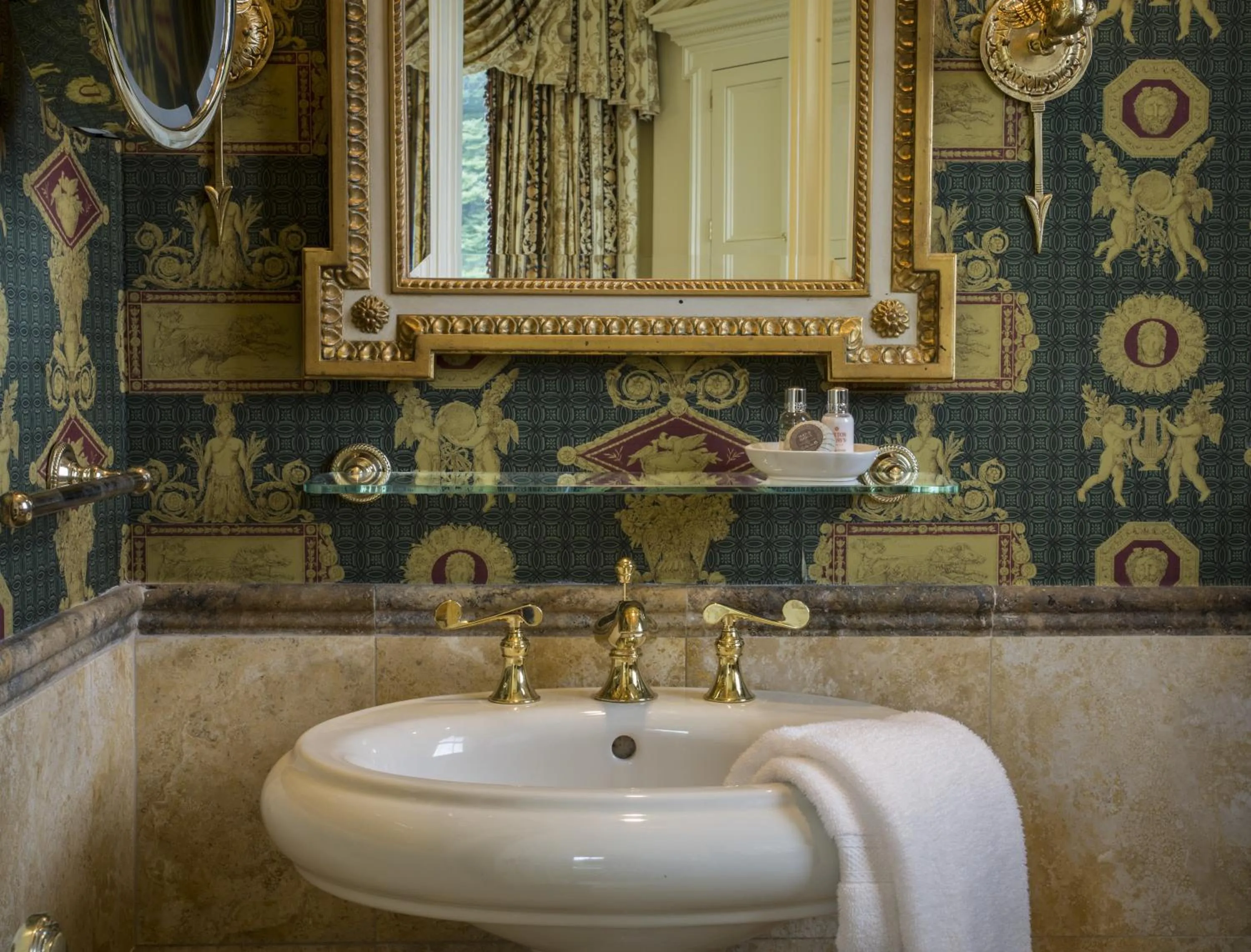 Bathroom in The Chanler at Cliff Walk