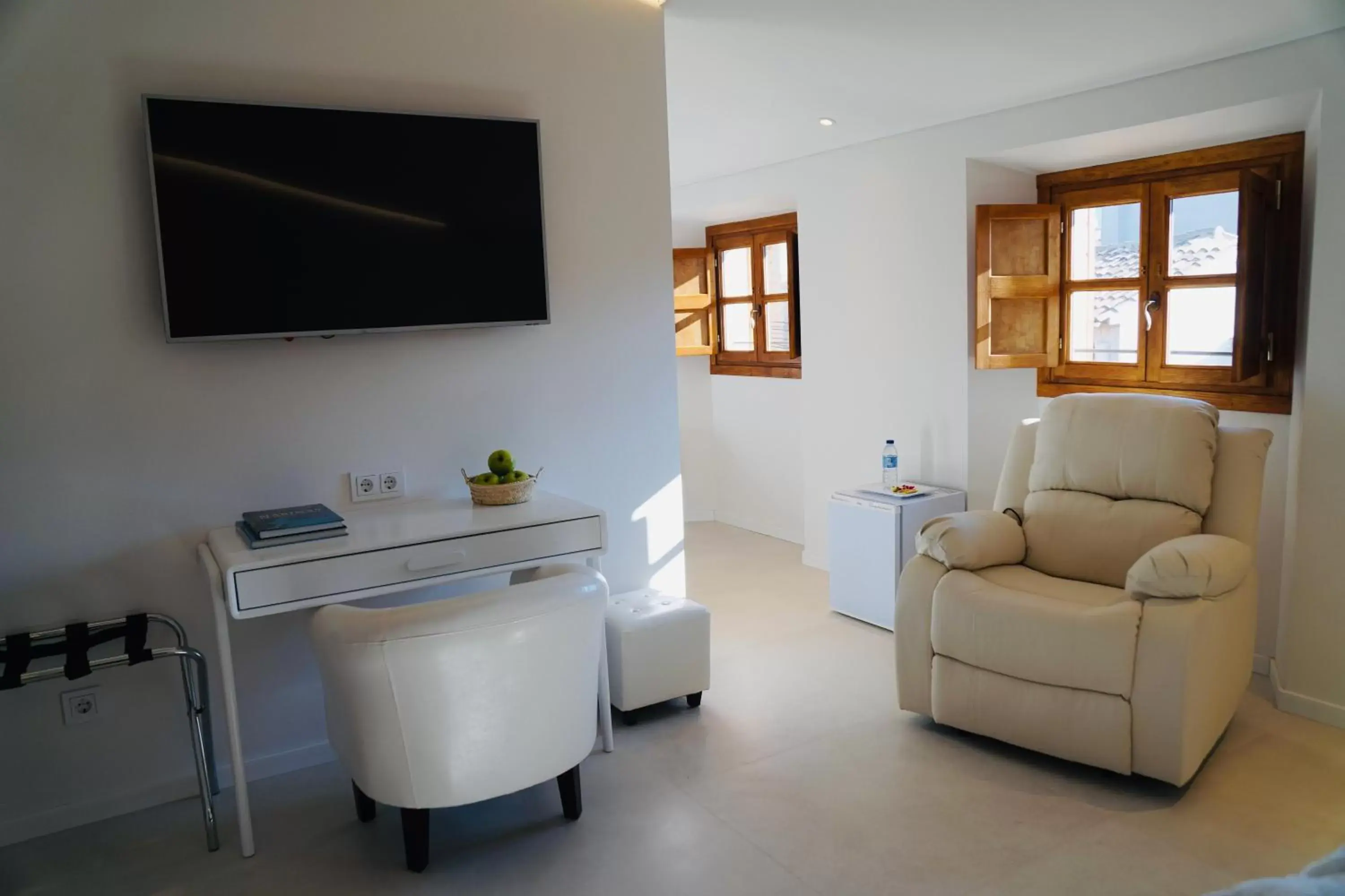 TV and multimedia, TV/Entertainment Center in Marton Hotel Valldemossa