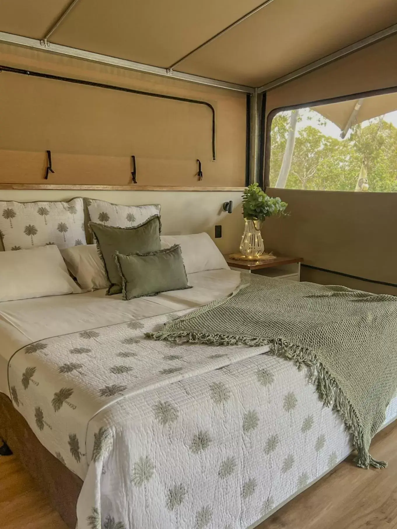 Bed in Noosa North Shore Retreat