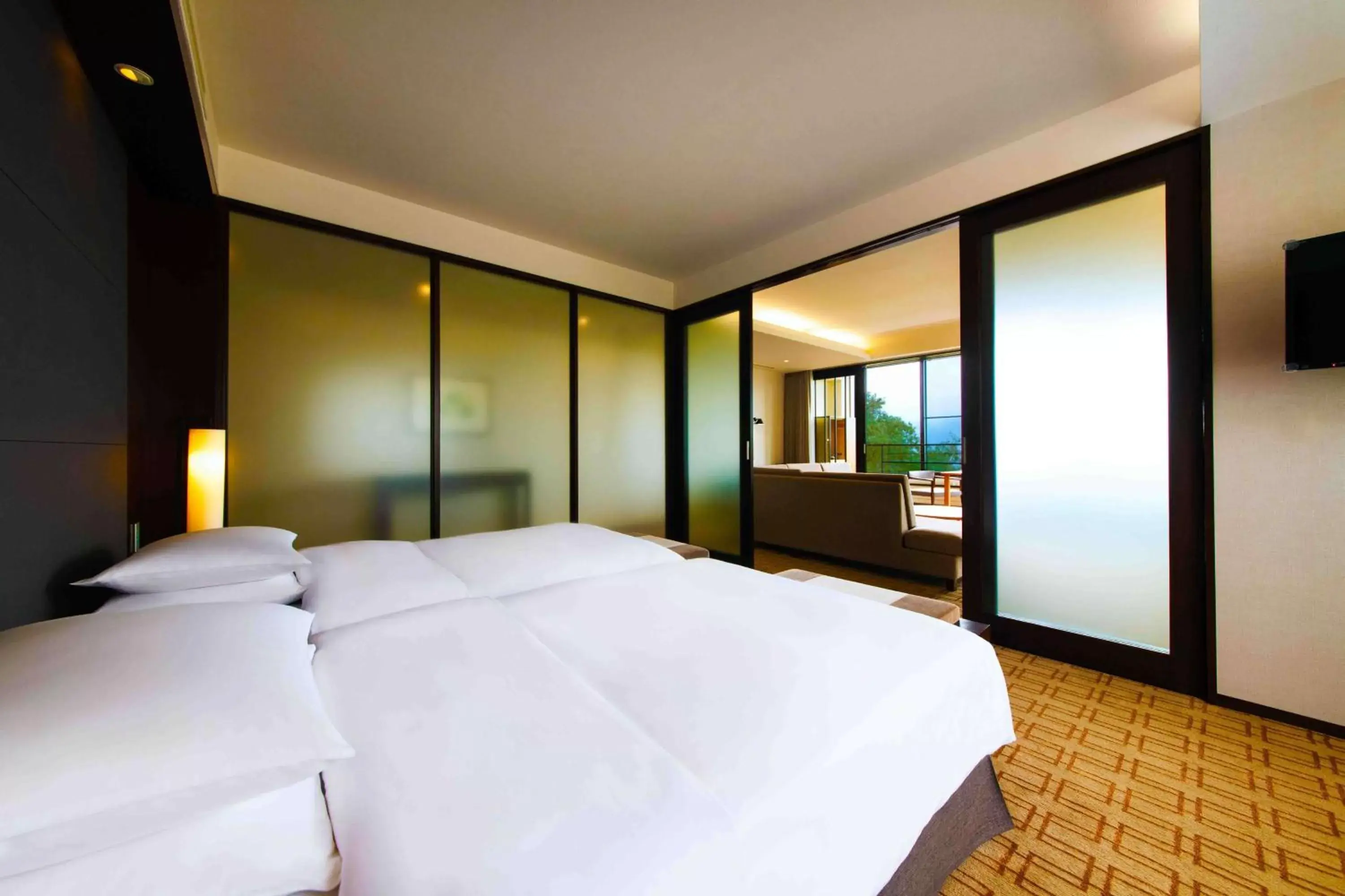 Photo of the whole room, Bed in Hyatt Regency Hakone Resort and Spa