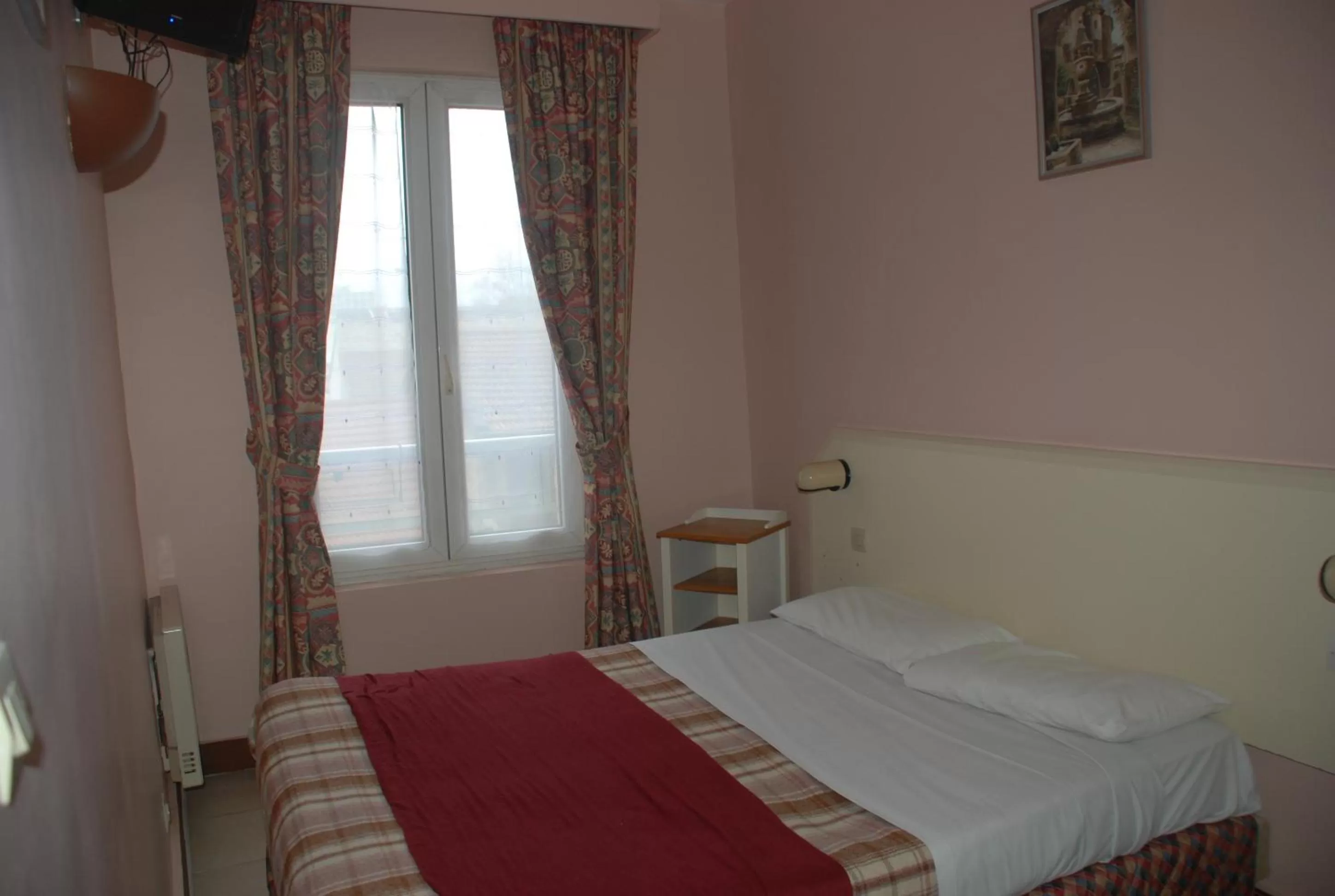 Bed in Residence De La Tour Paris-Malakoff