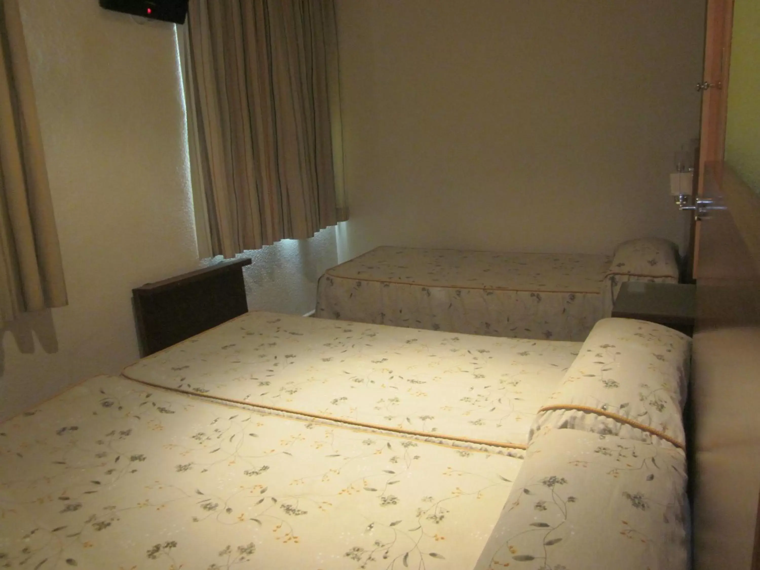 Bed in Hotel Totana Sur