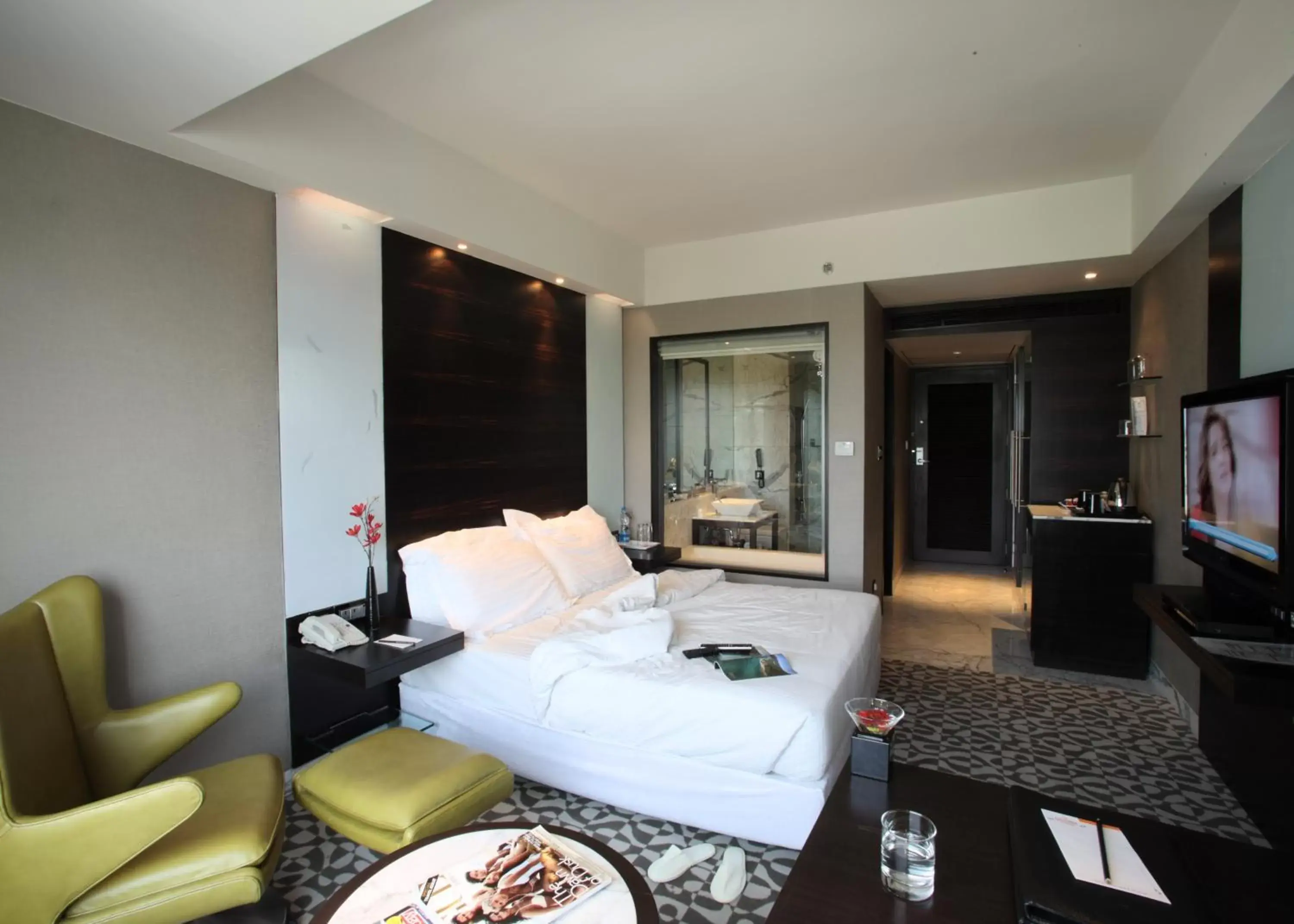 Bed in The Golkonda Hotel Bed in The Golkonda Hotel