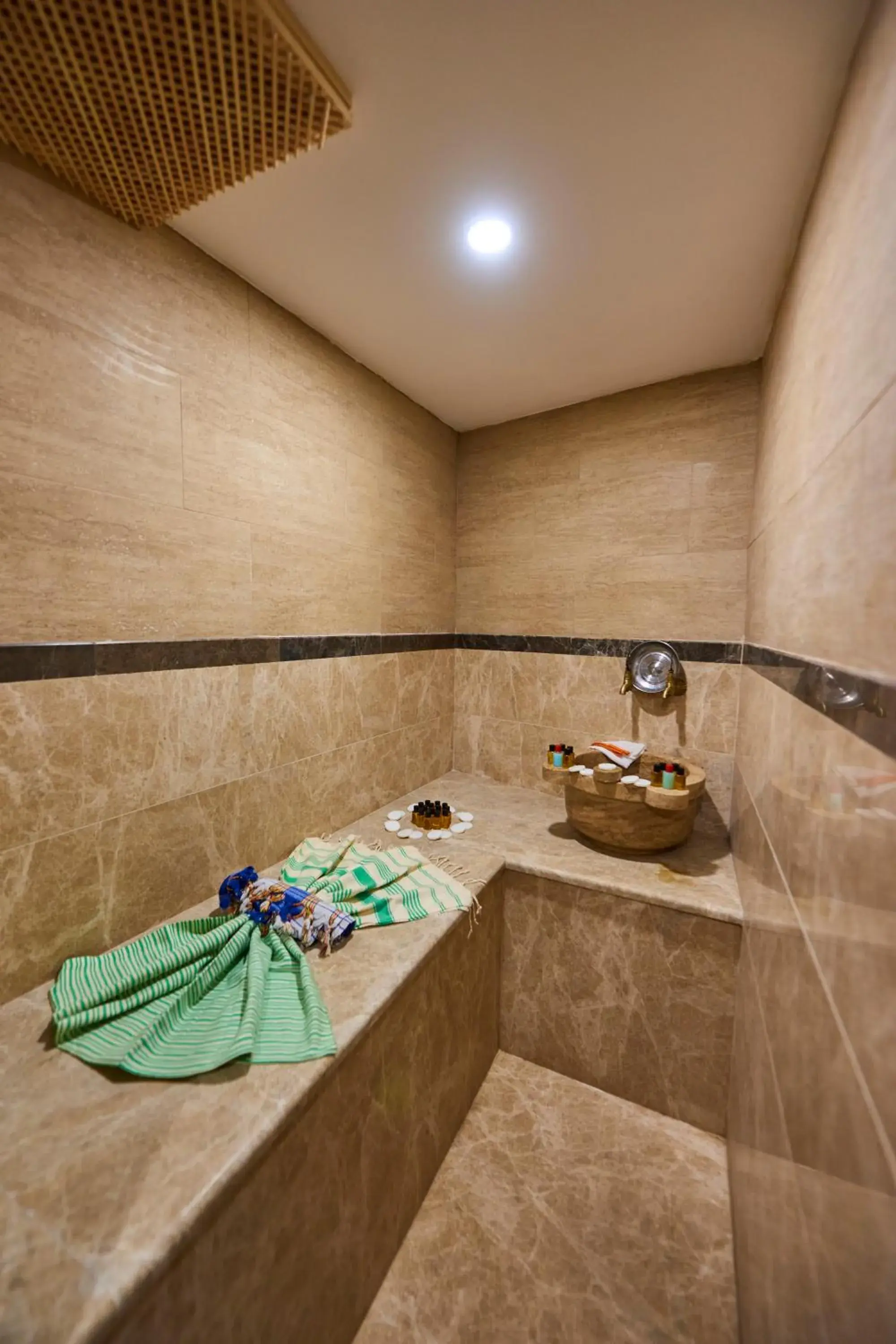 Steam room, Bathroom in Sunlight Hotel & SPA