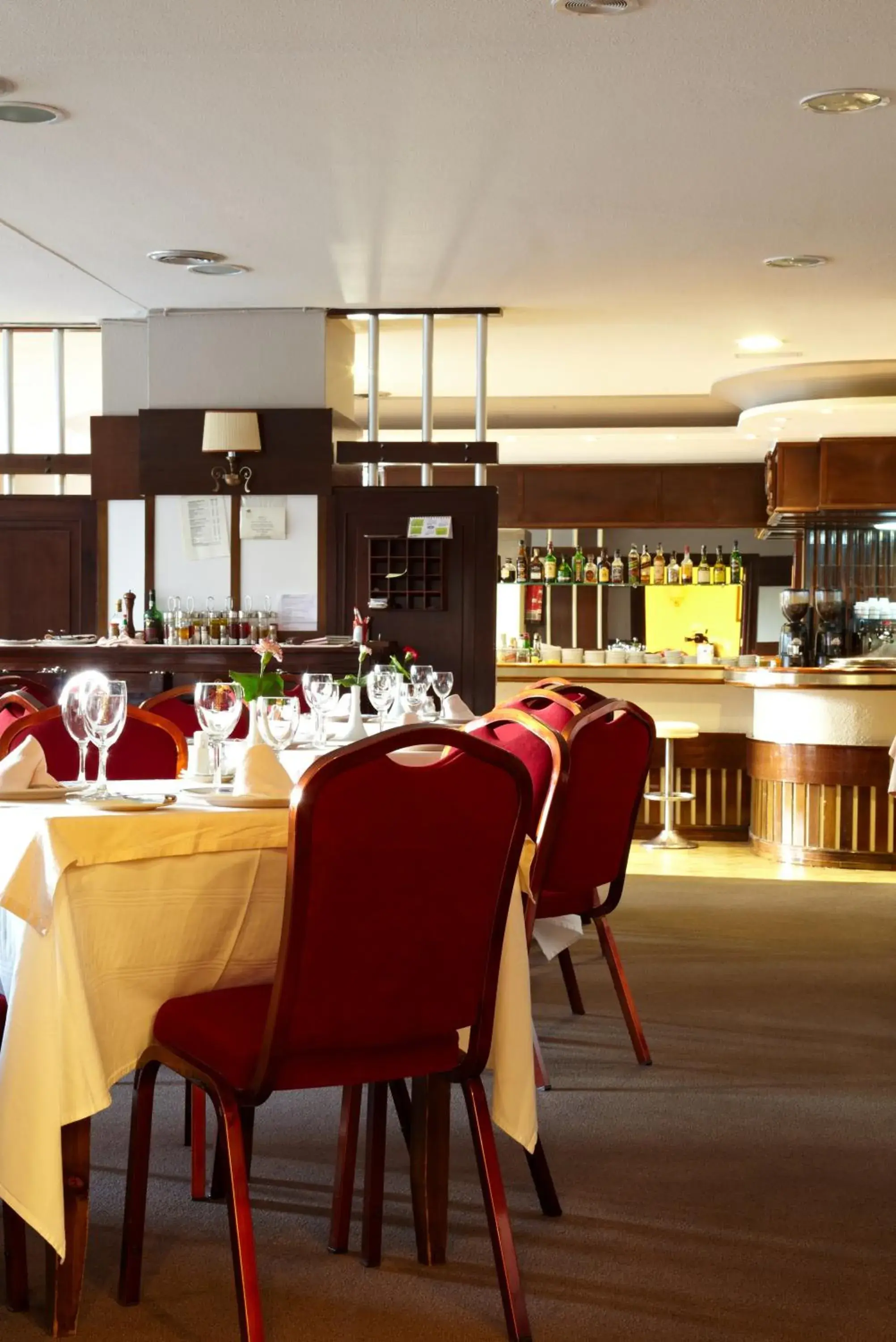 Restaurant/Places to Eat in Hotel Coia de Vigo