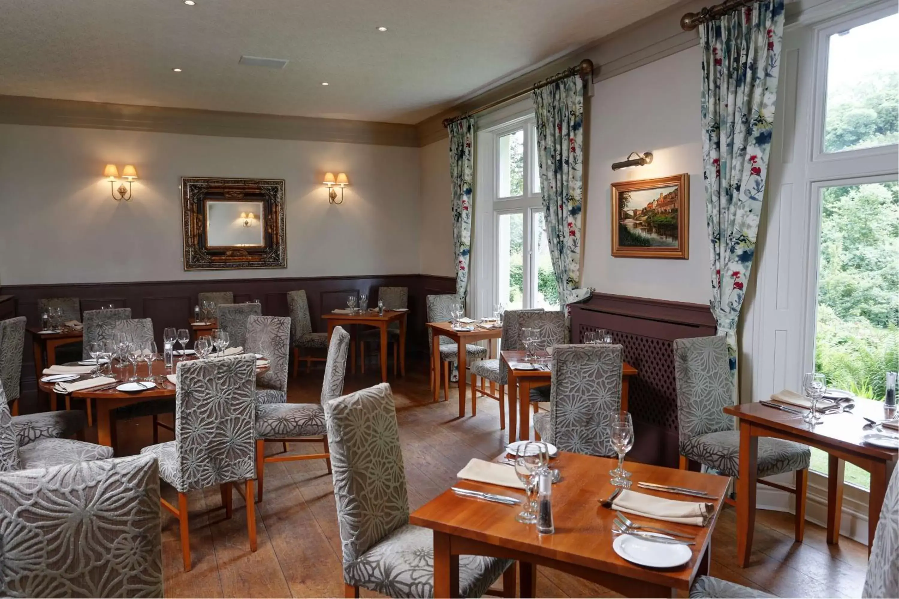 Restaurant/Places to Eat in Best Western Valley Hotel