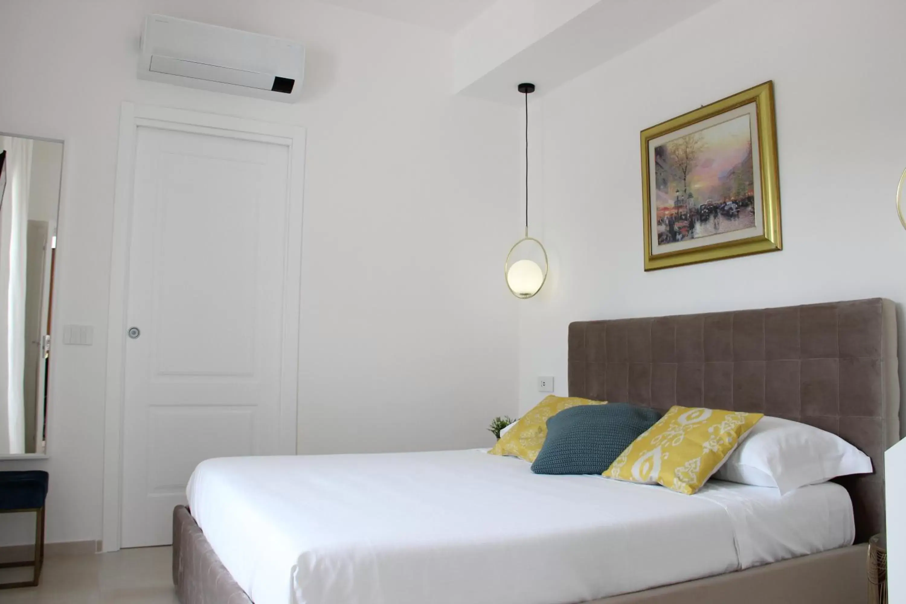 Bed in Villa Ettore