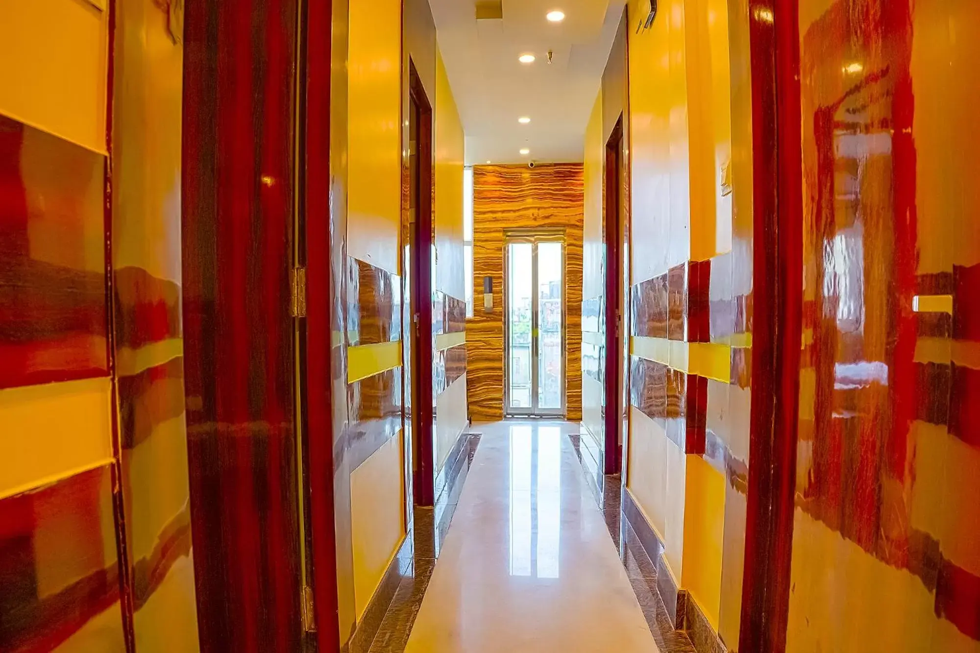 Lobby or reception in FabHotel Quest - Nr Quest Mall Lobby or reception in FabHotel Quest - Nr Quest Mall