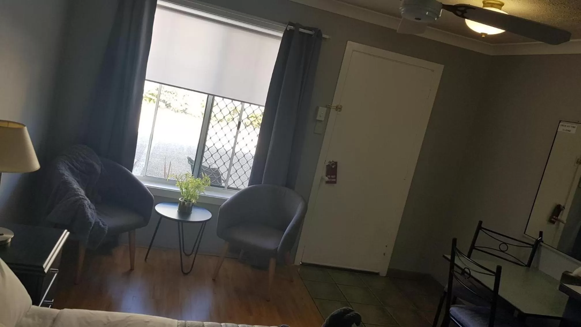 Bedroom in Limassol Motel