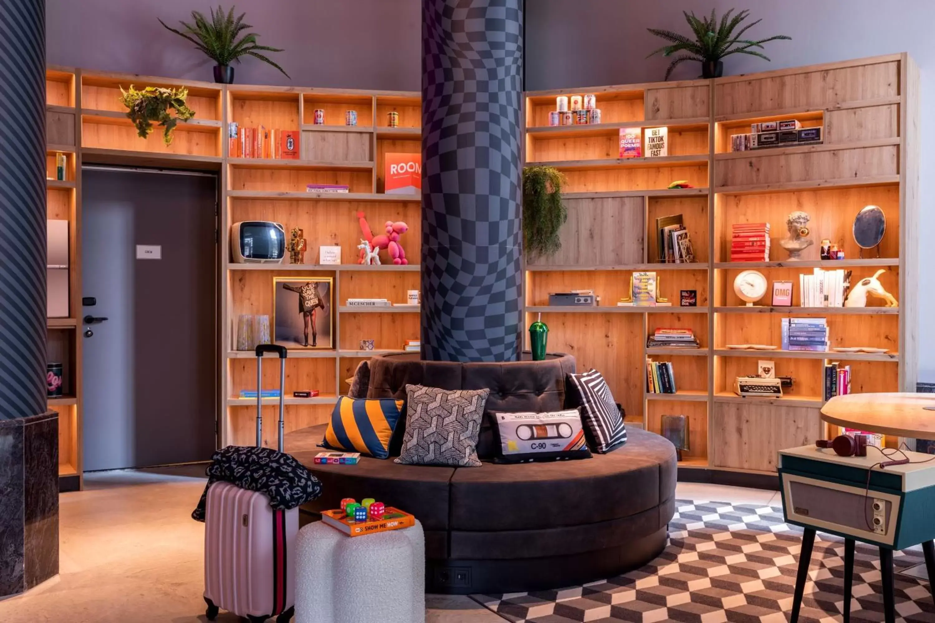 Lobby or reception, Seating Area in Moxy The Hague