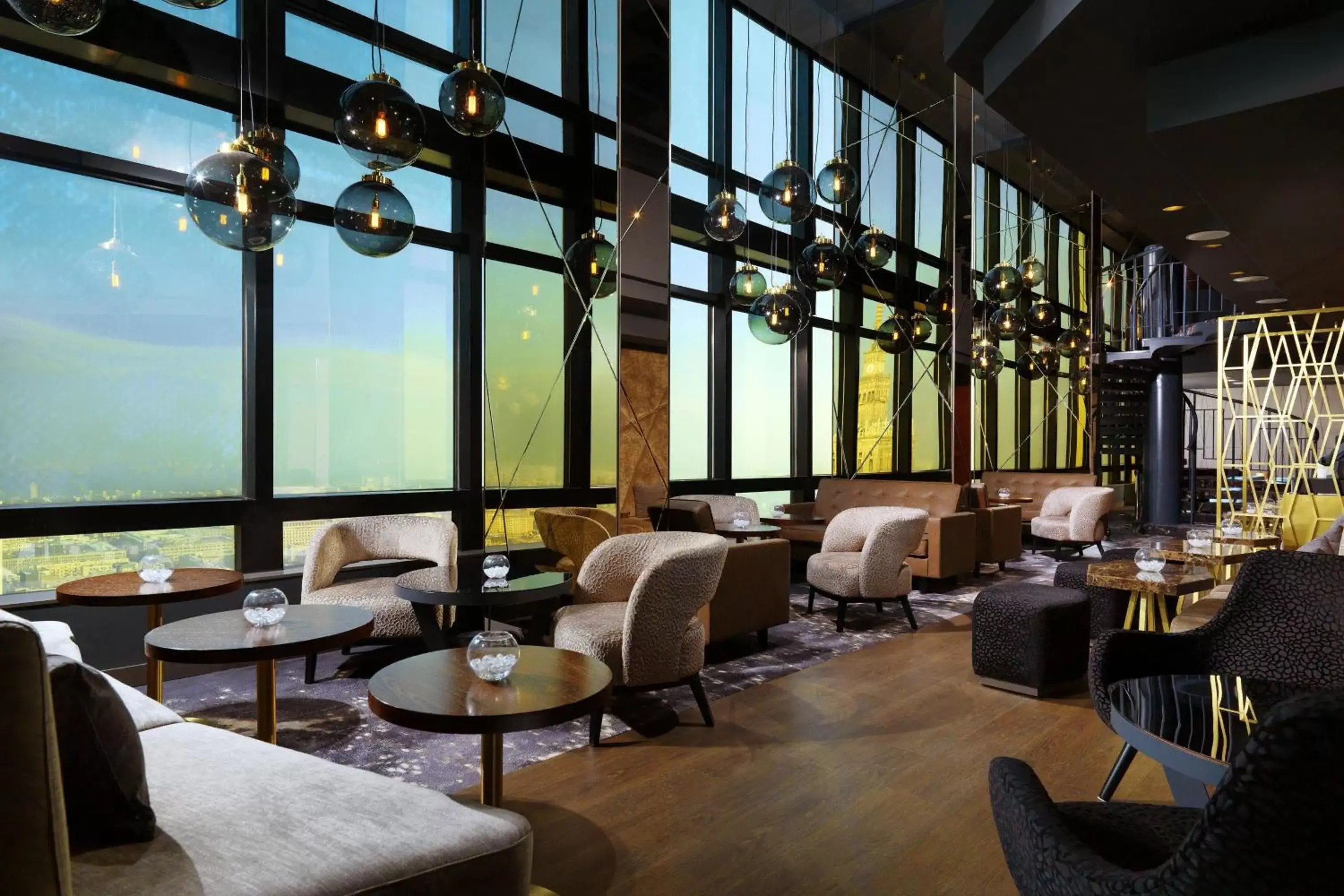 Restaurant/places to eat, Lounge/Bar in Warsaw Marriott Hotel