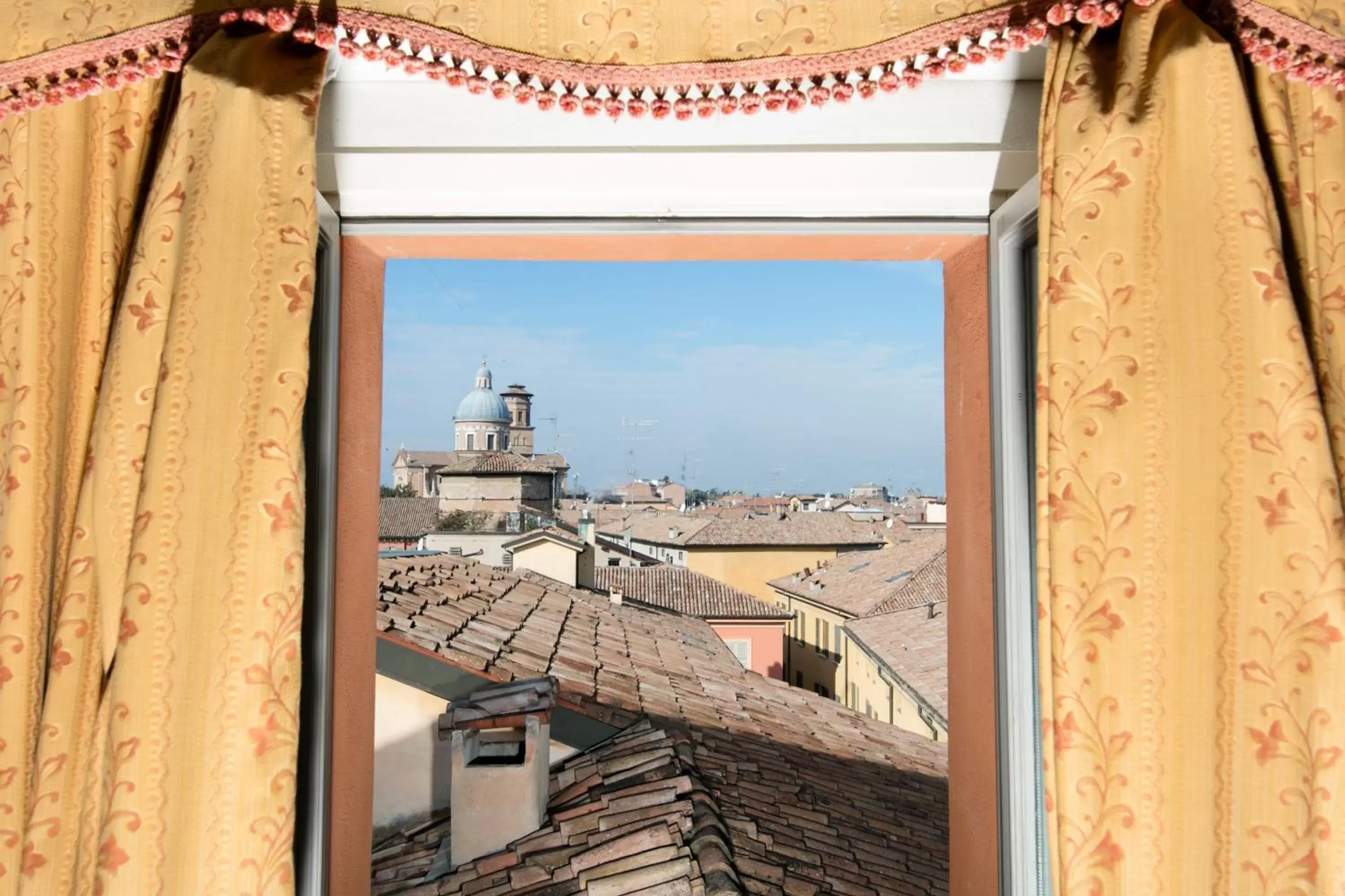 City view, Balcony/Terrace in Albergo Delle Notarie