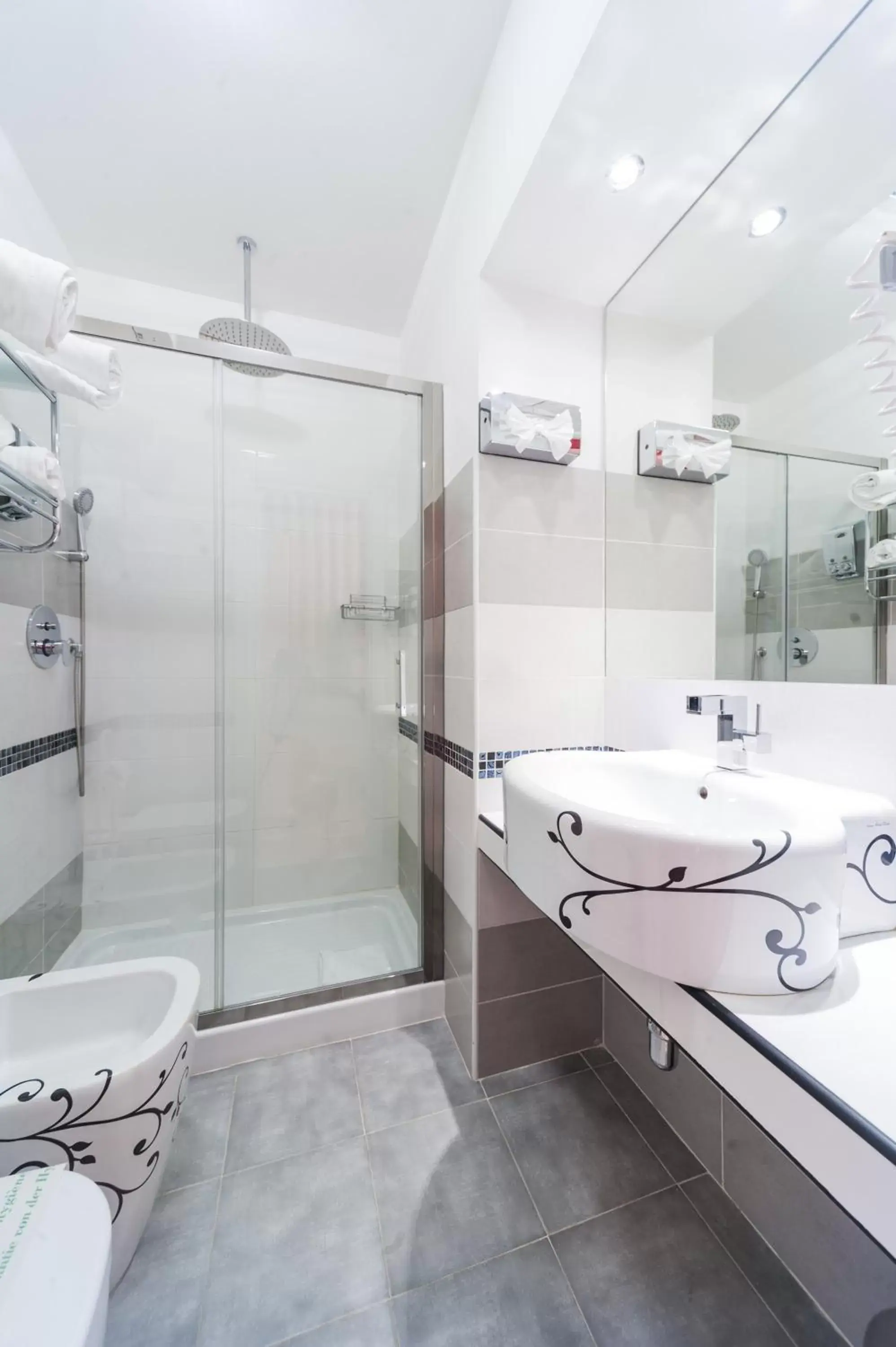 Bathroom in Relais Trevi 95 Boutique Hotel