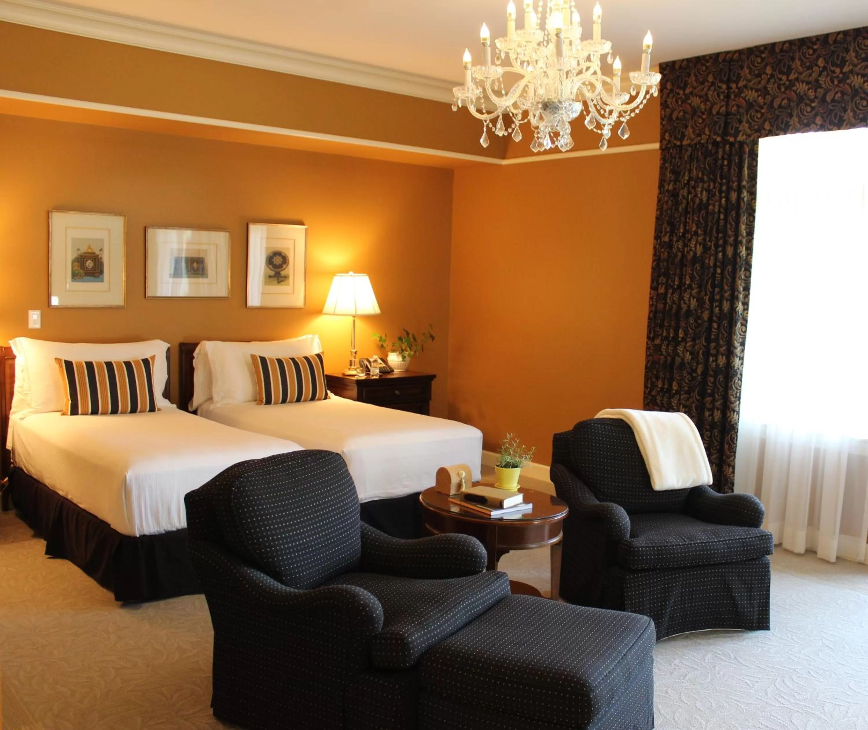 Bed in The Bruce Hotel