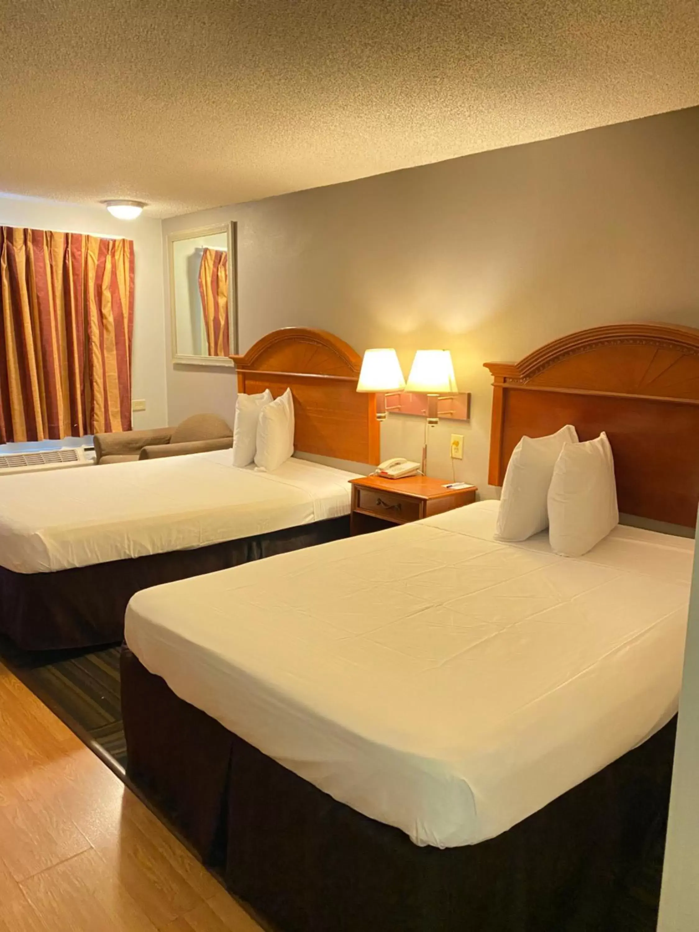 Double Room with Two Double Beds - Non-Smoking in Travelodge by Wyndham Laurel Ft Meade Near NSA Double Room with Two Double Beds - Non-Smoking in Travelodge by Wyndham Laurel Ft Meade Near NSA