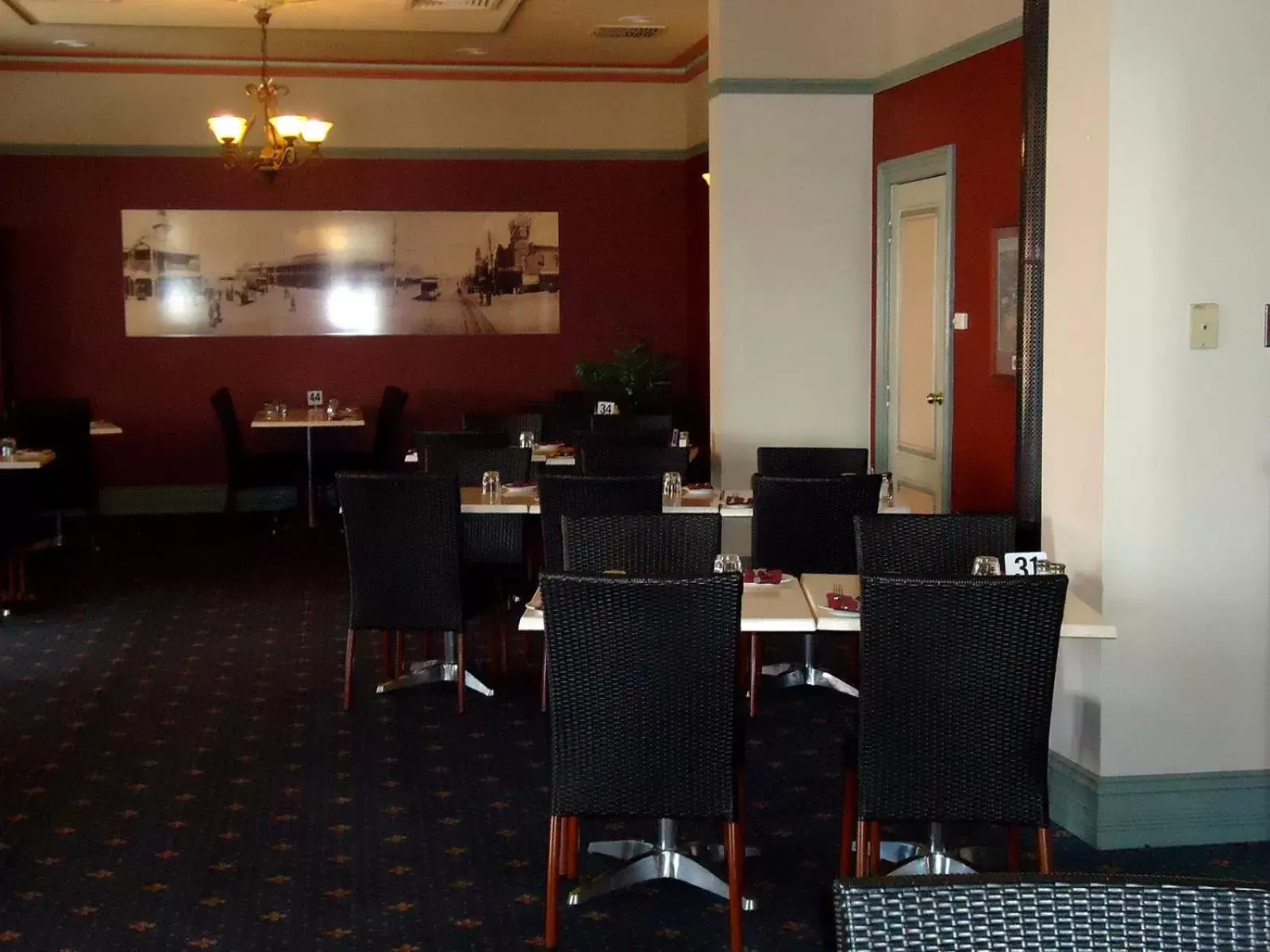 Restaurant/places to eat in The Palace Hotel Kalgoorlie