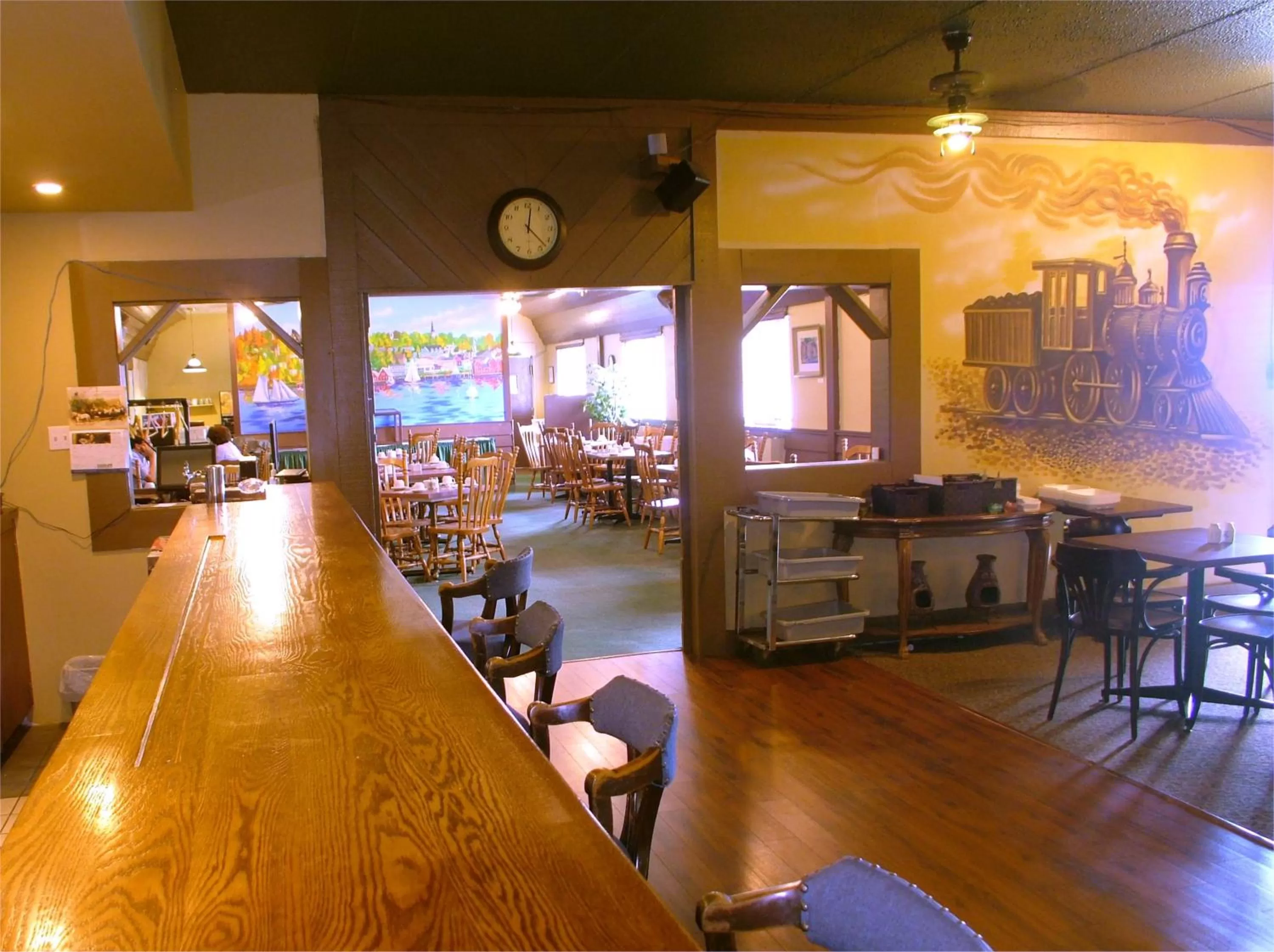 Restaurant/places to eat in Days Inn by Wyndham Bridgewater Conference Center