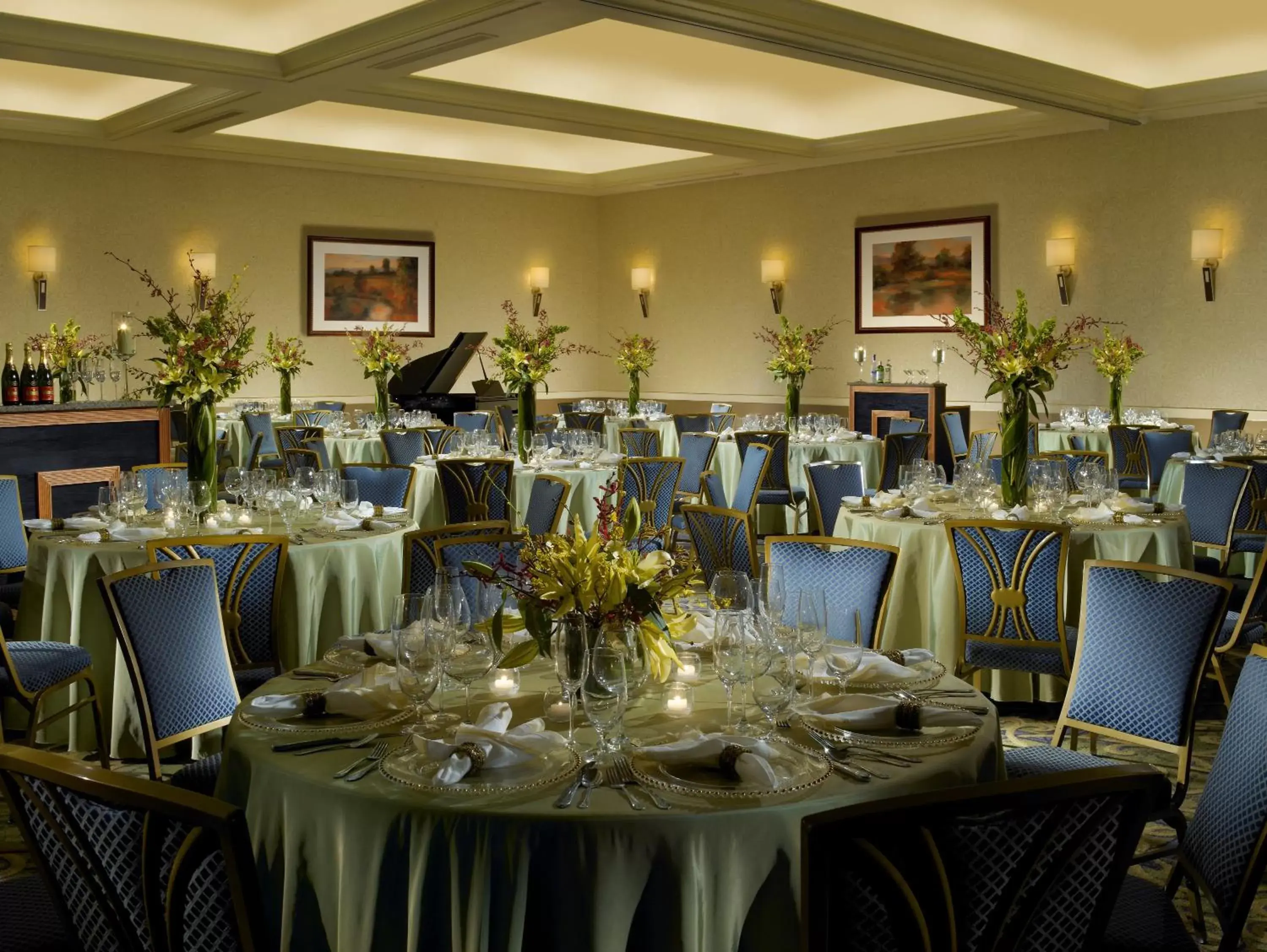 Banquet/Function facilities, Restaurant/Places to Eat in Omni Charlottesville Hotel