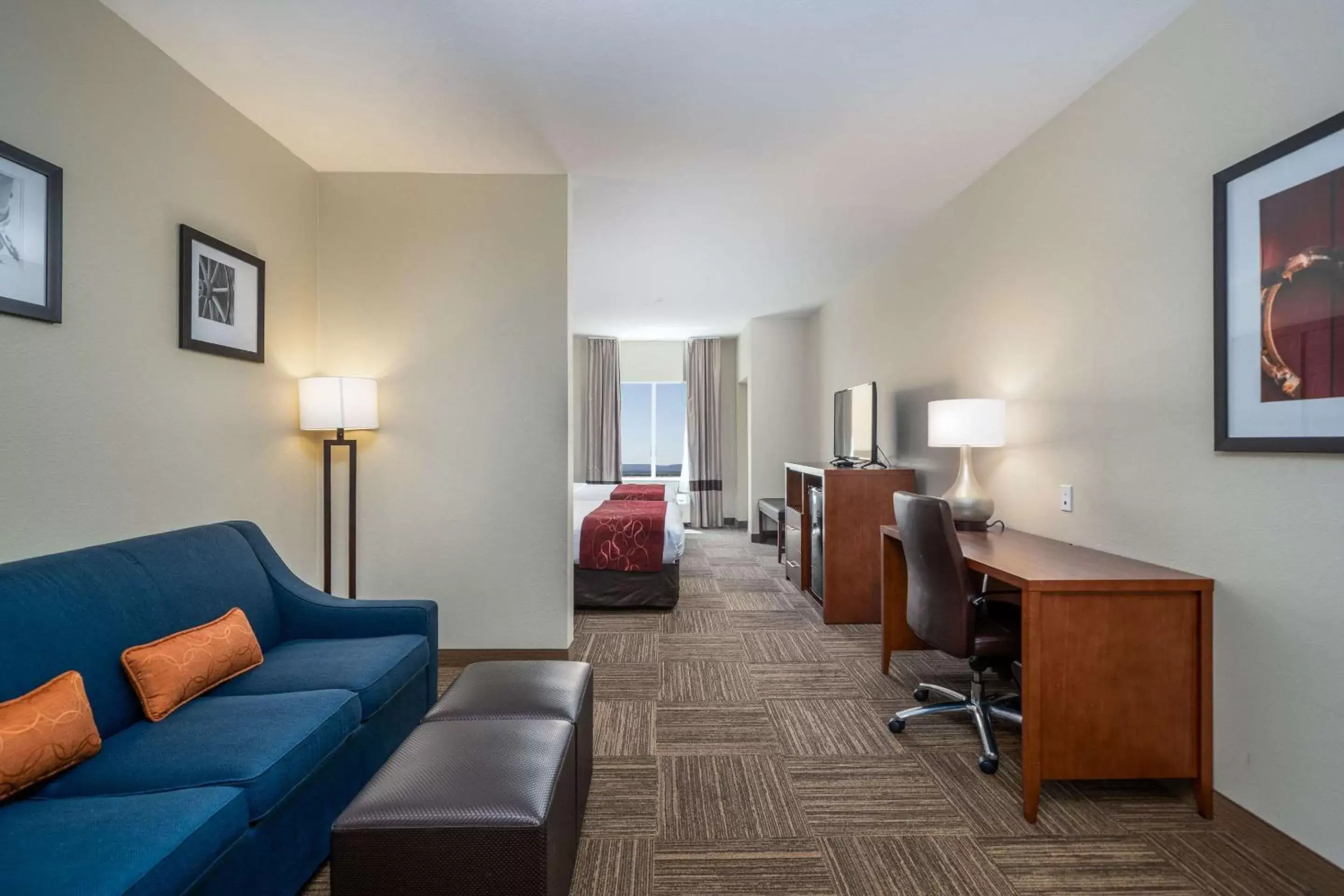 Bedroom, Seating Area in Comfort Suites University Abilene