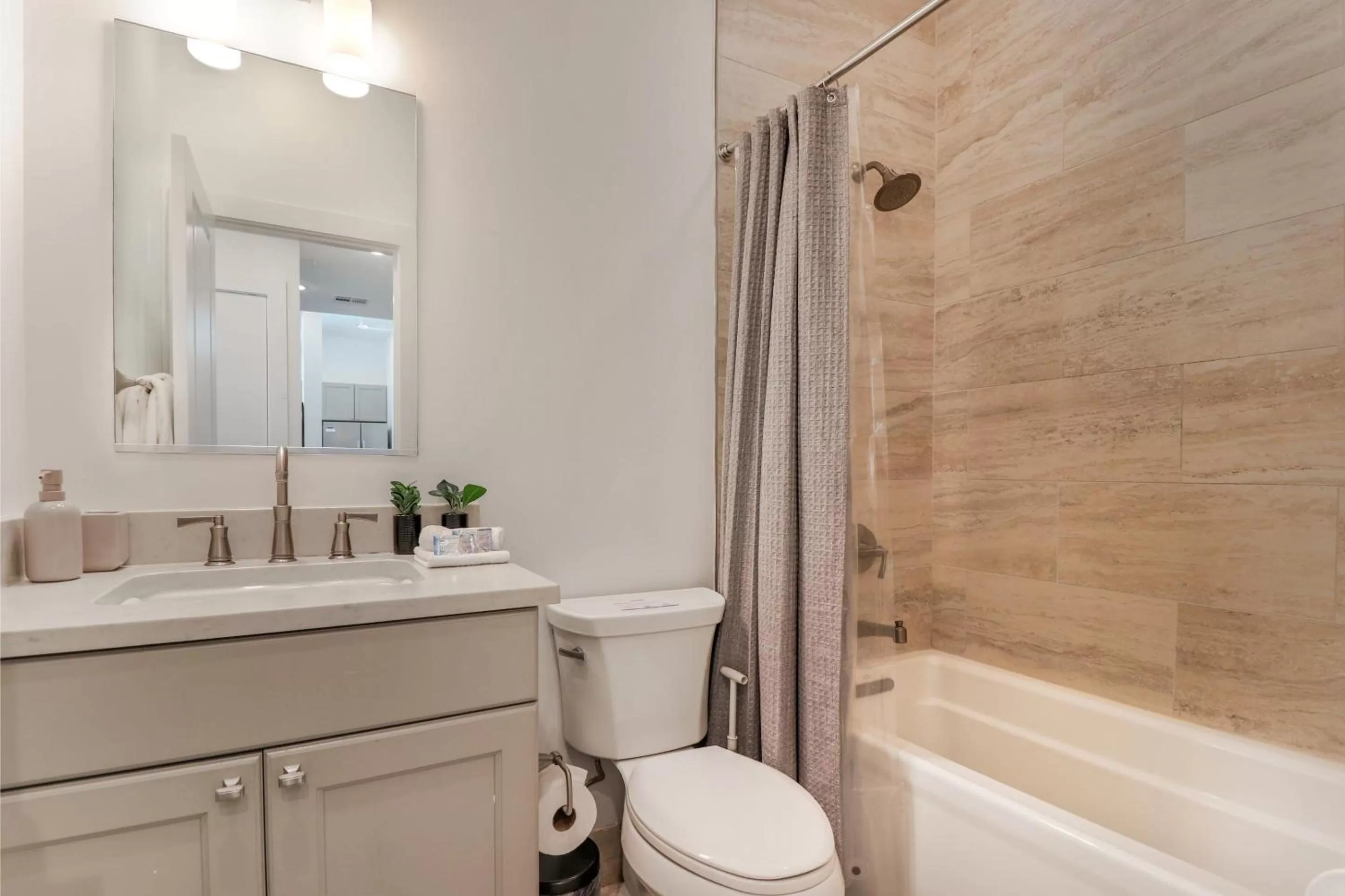 Roami at Bourbon Place