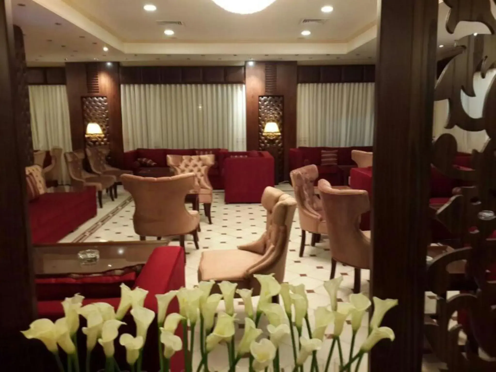 Lobby or reception in Al Thuraya Hotel