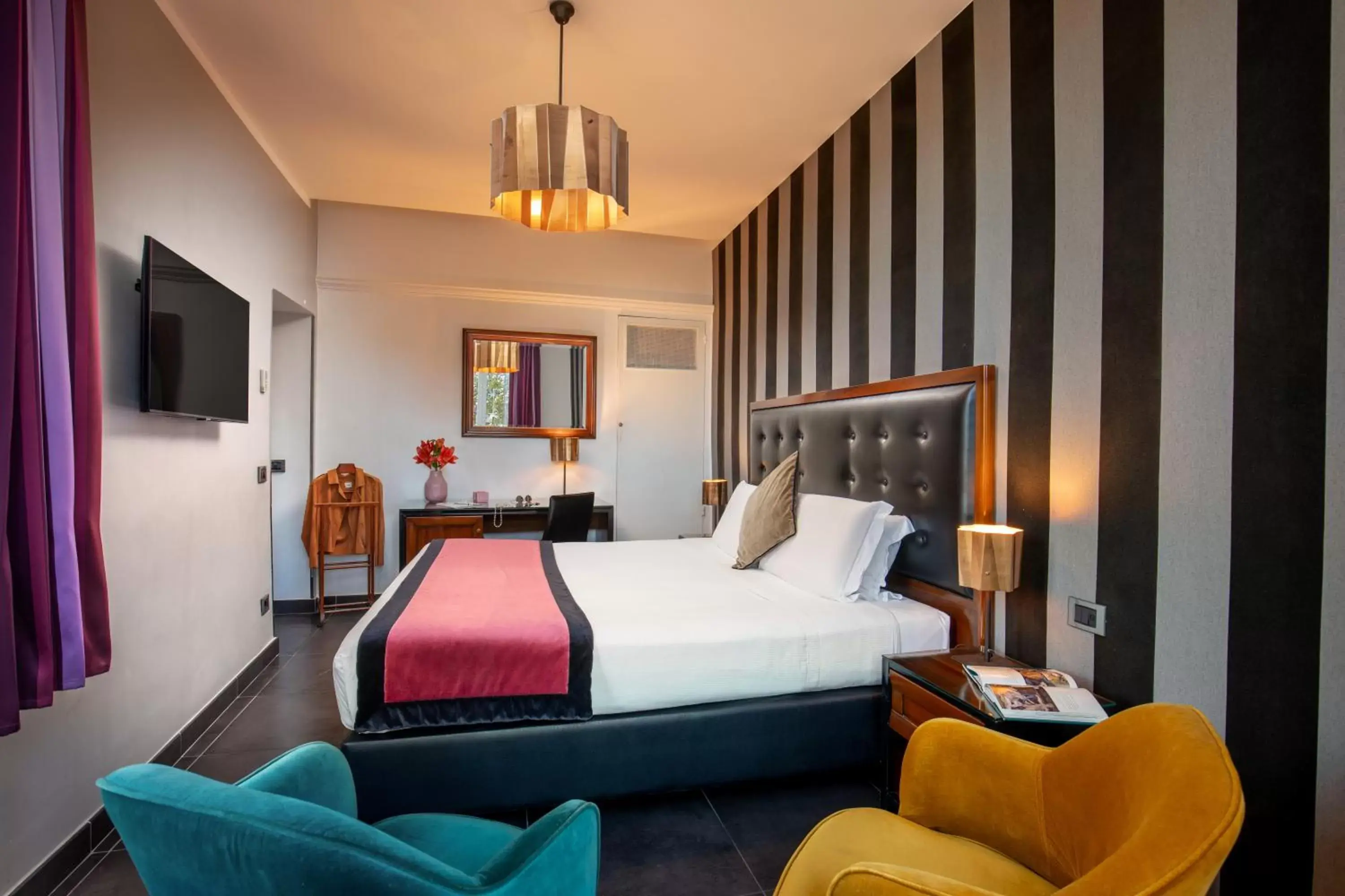 Bedroom, Bed in Navona Colors Hotel