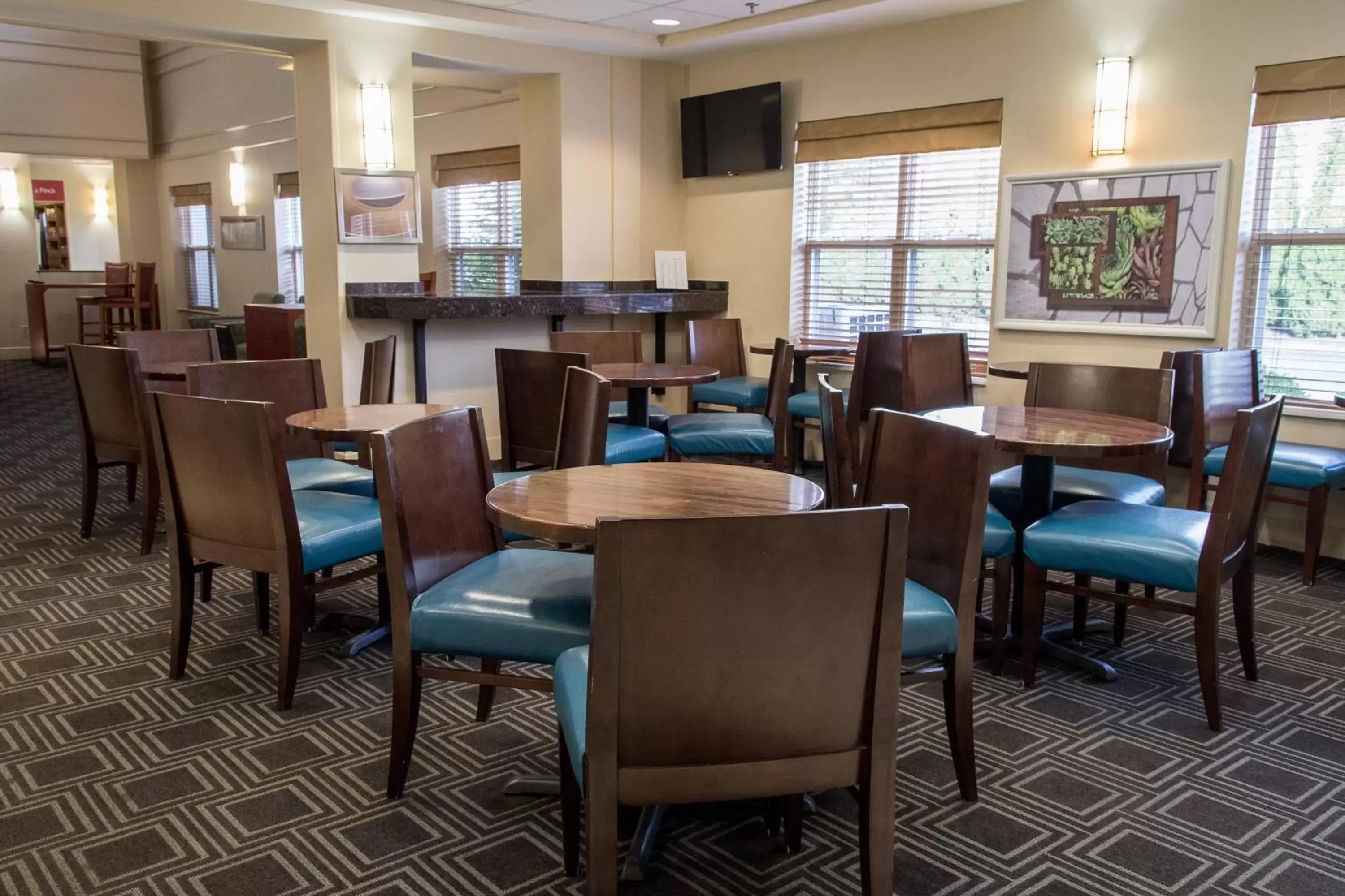 Breakfast, Restaurant/Places to Eat in TownePlace Suites by Marriott Lafayette