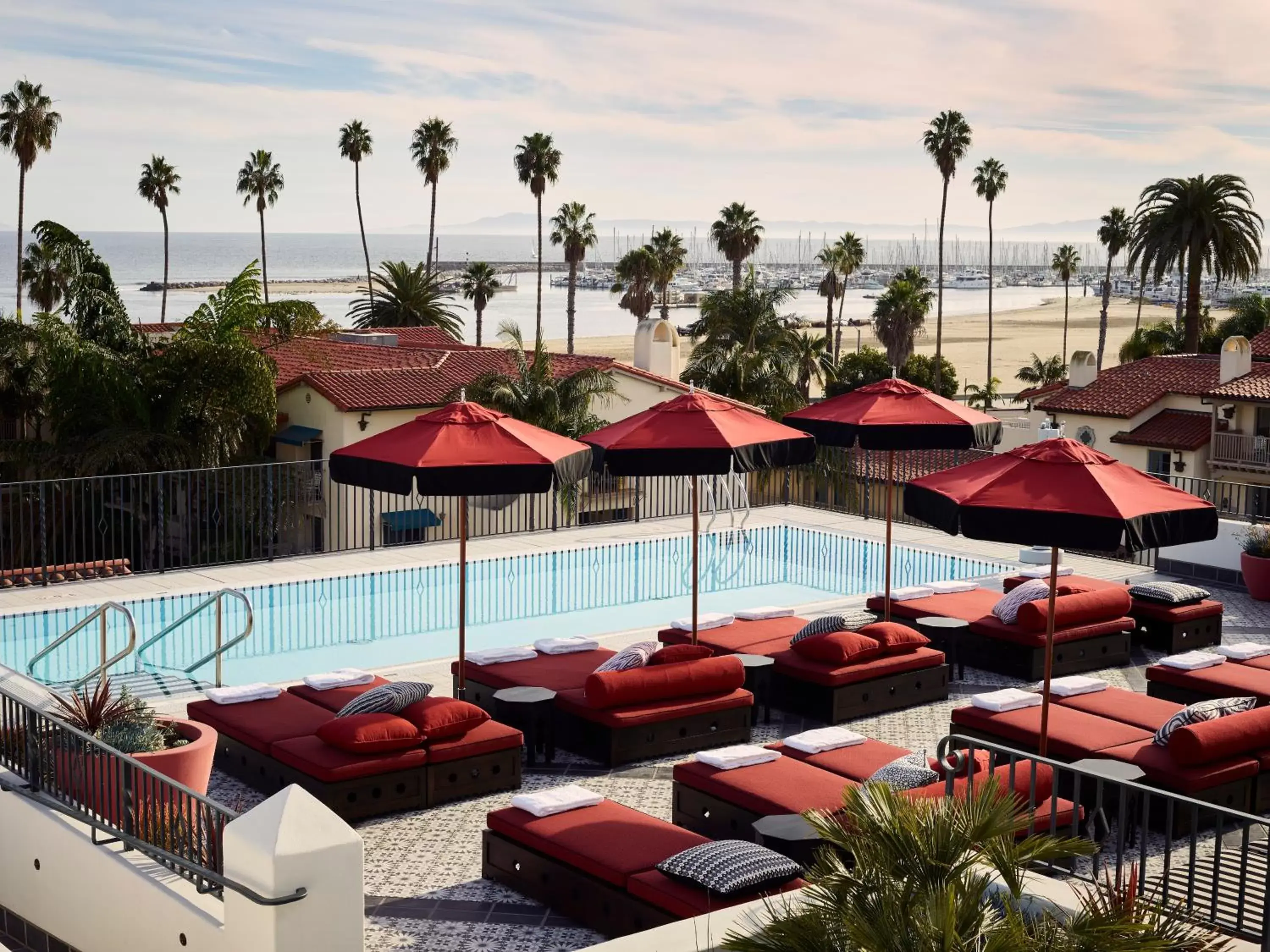Swimming pool in Hotel Californian