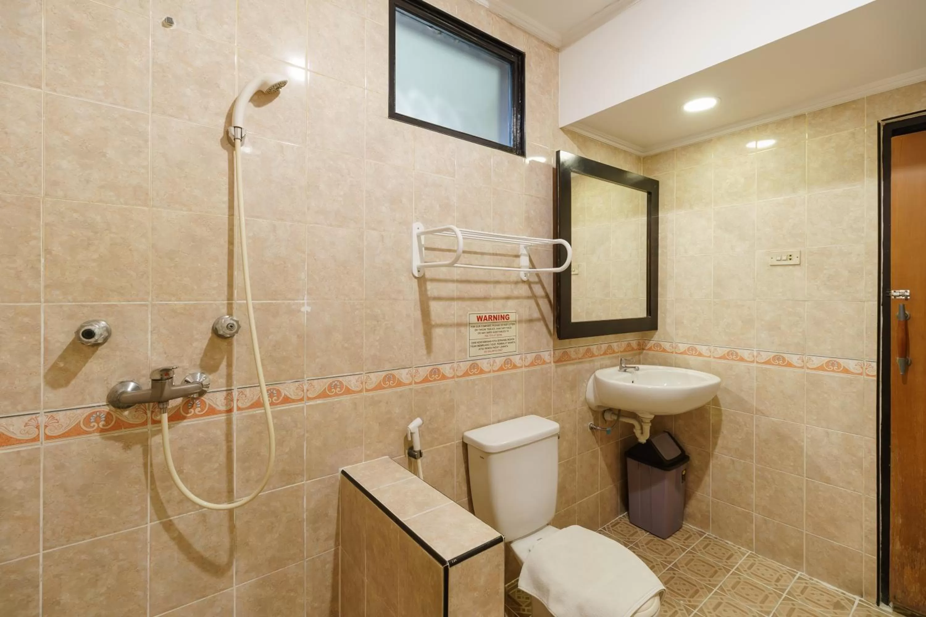 Bathroom in RedDoorz Plus near Ancol