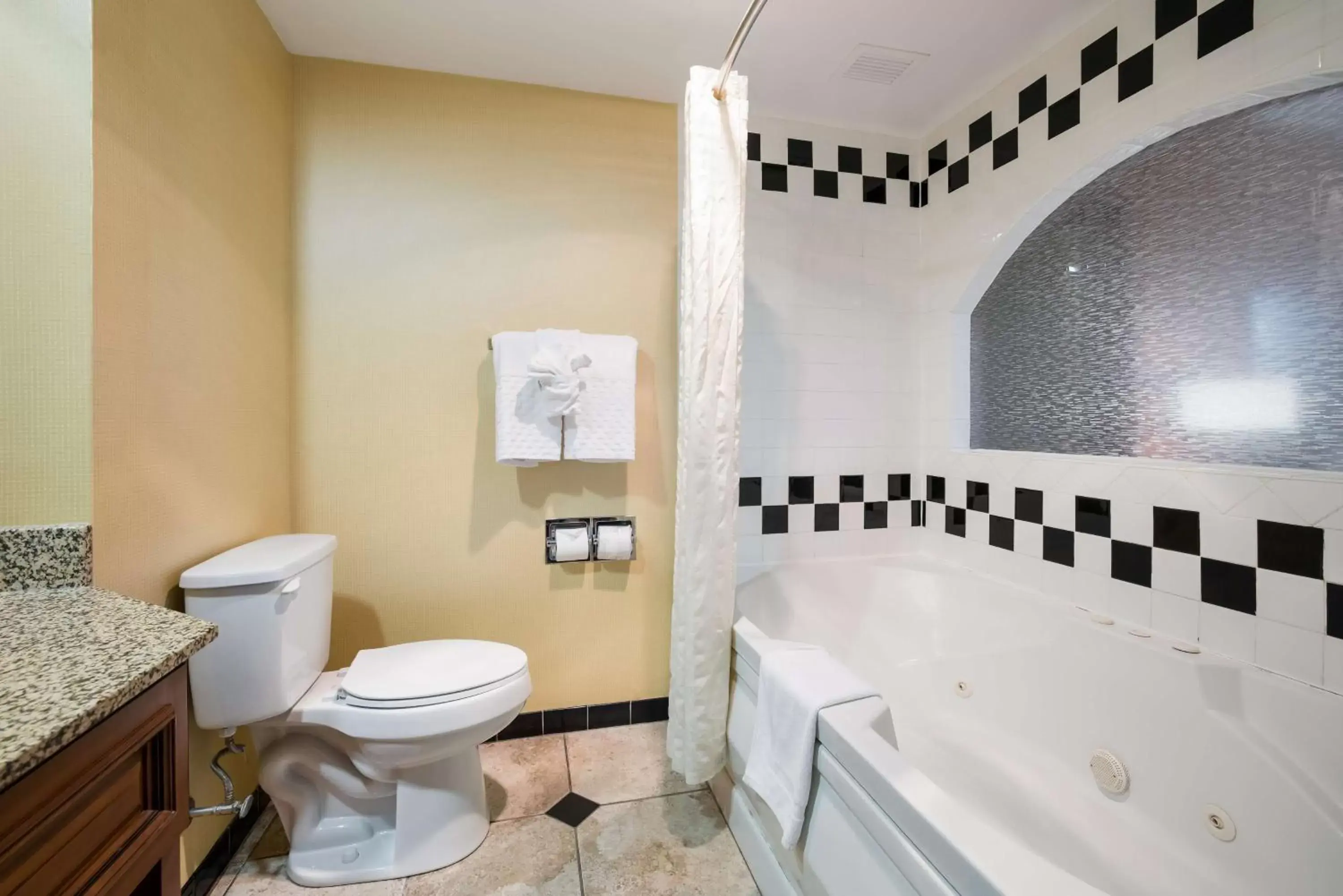 Bathroom in Best Western Grand Victorian Inn