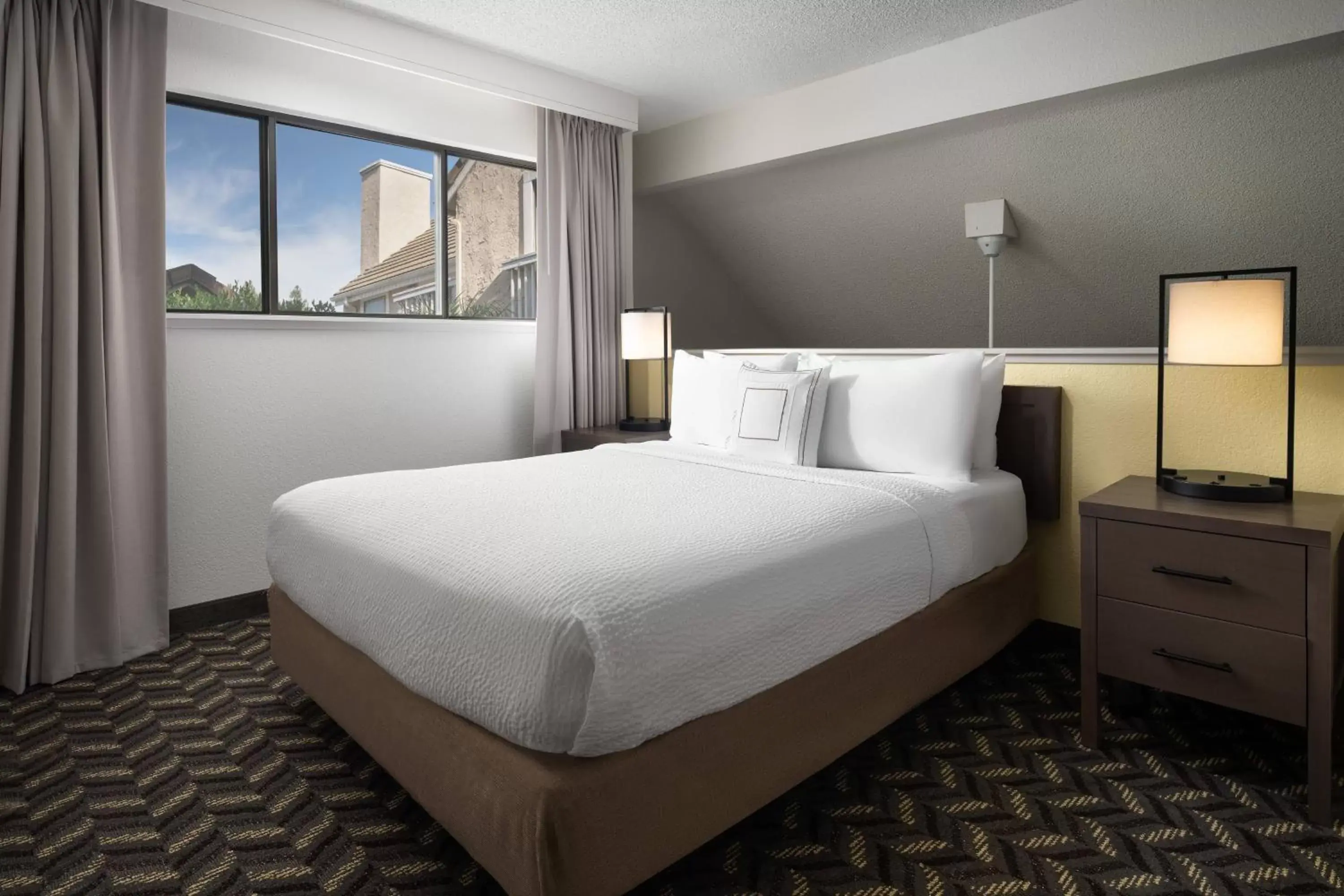 Bedroom, Bed in Residence Inn Sunnyvale Silicon Valley II