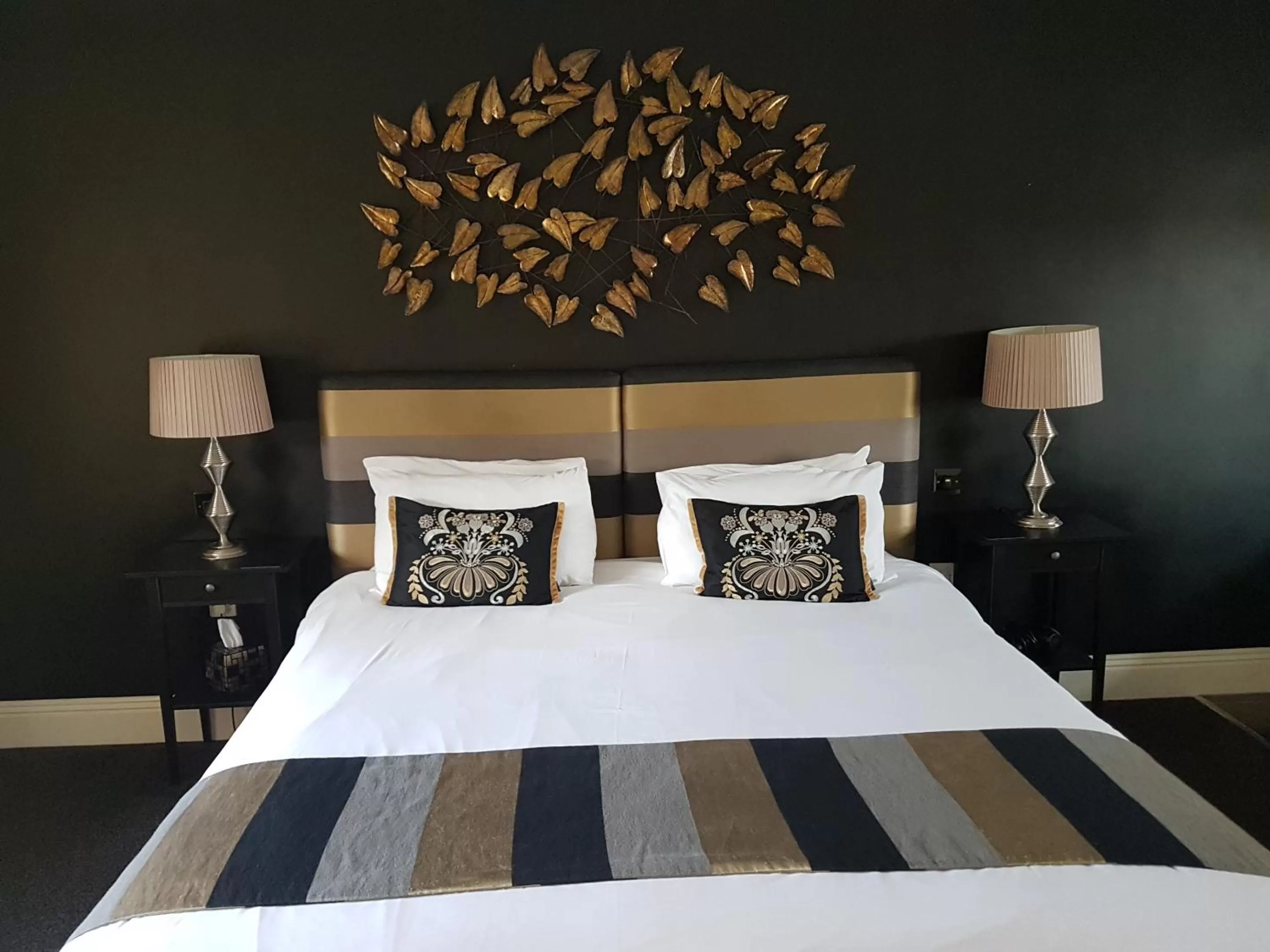 One-Bedroom Suite in The Keep Boutique Hotel
