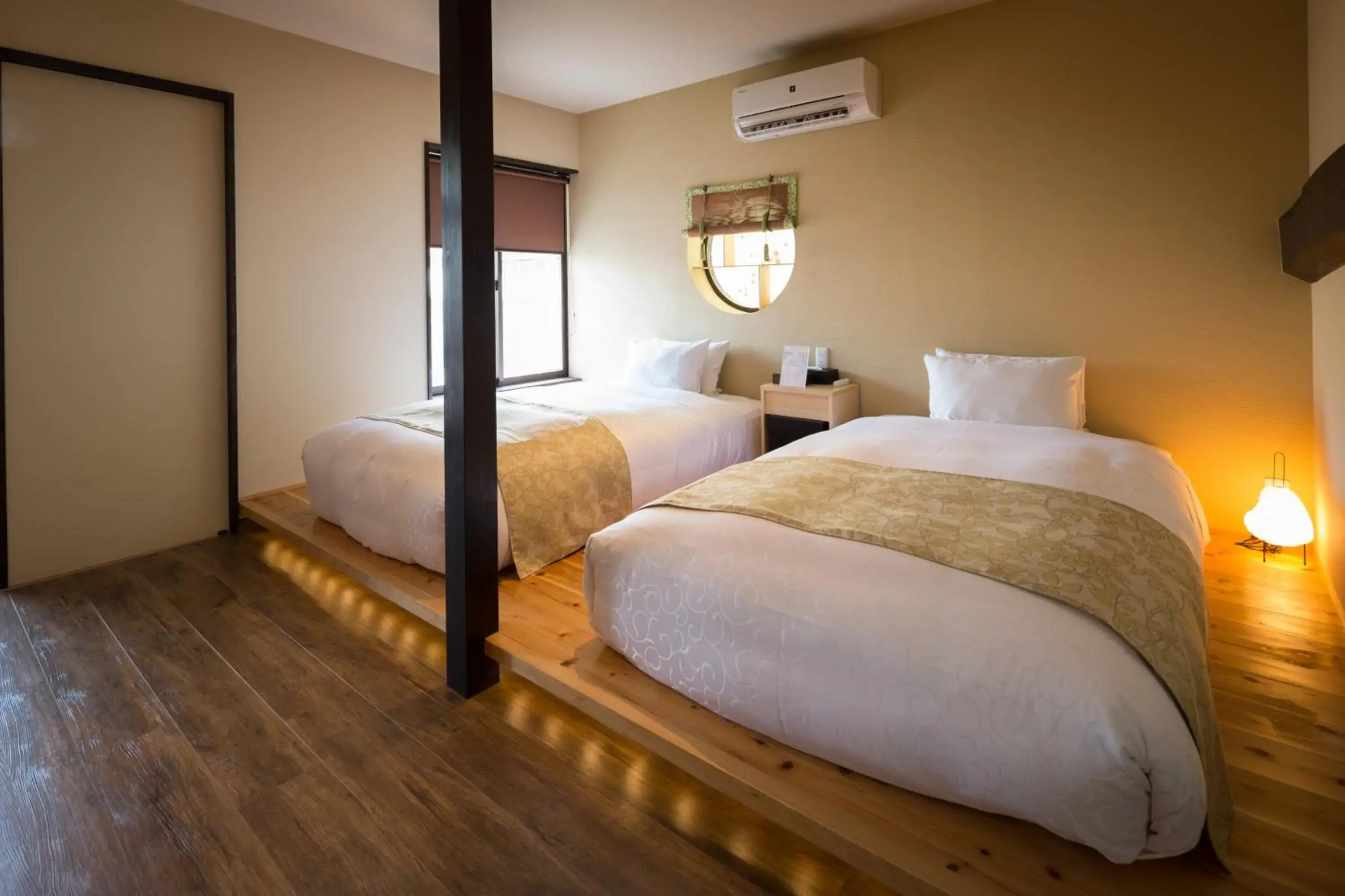 Photo of the whole room, Bed in Nazuna Kyoto Nijo-jo Photo of the whole room, Bed in Nazuna Kyoto Nijo-jo