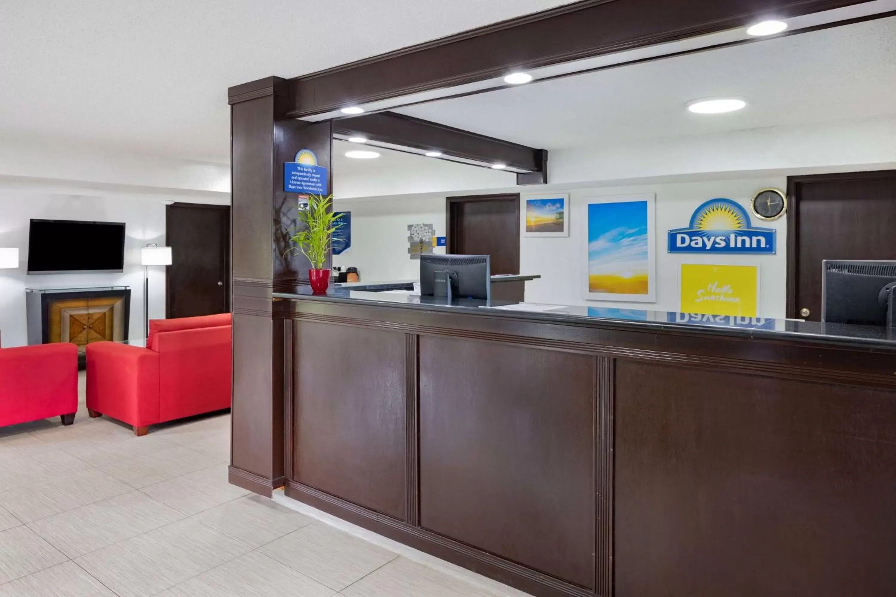 Lobby or reception, Lobby/Reception in Days Inn by Wyndham Pensacola West