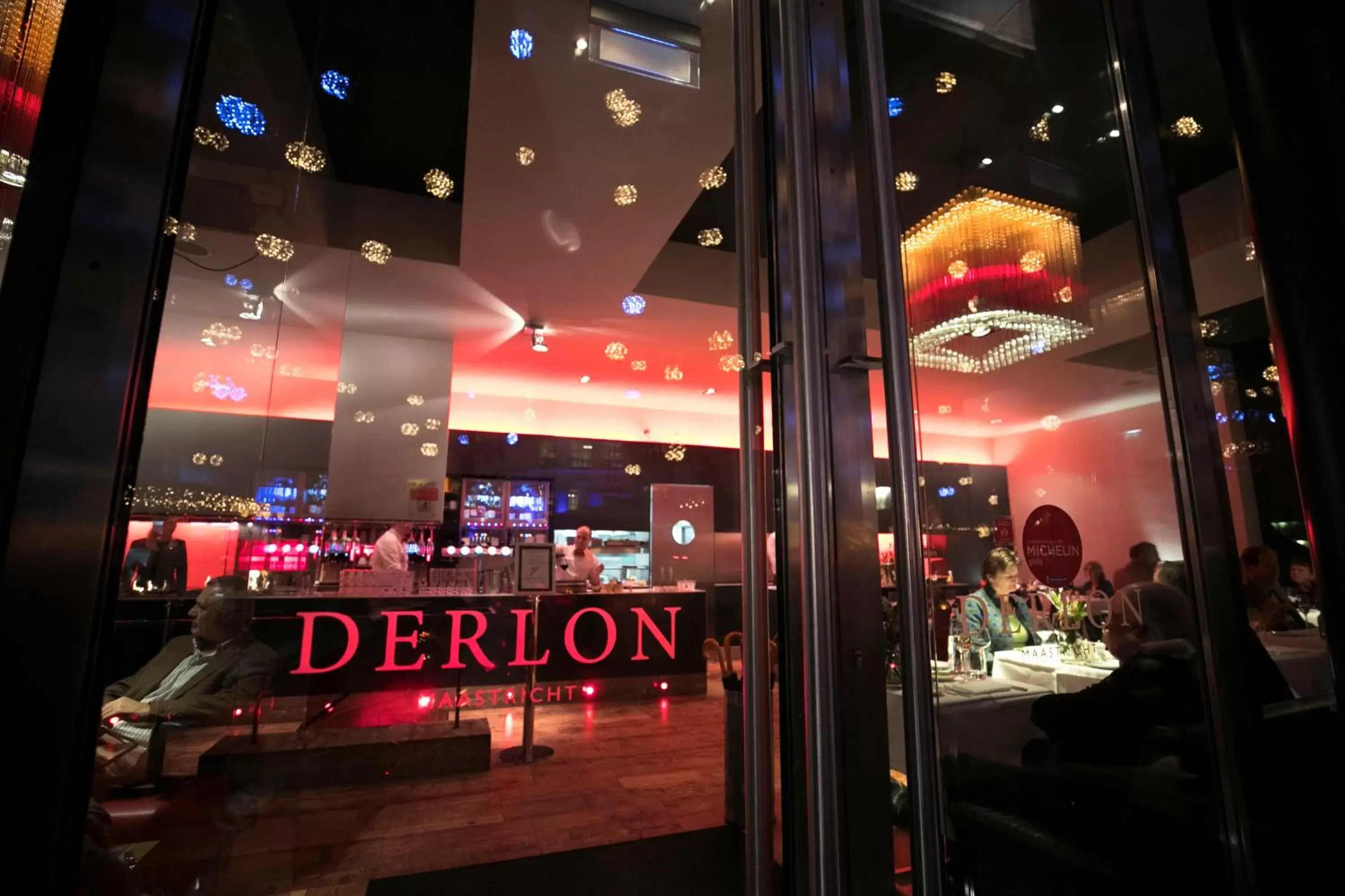 Restaurant/places to eat in Derlon Hotel Maastricht