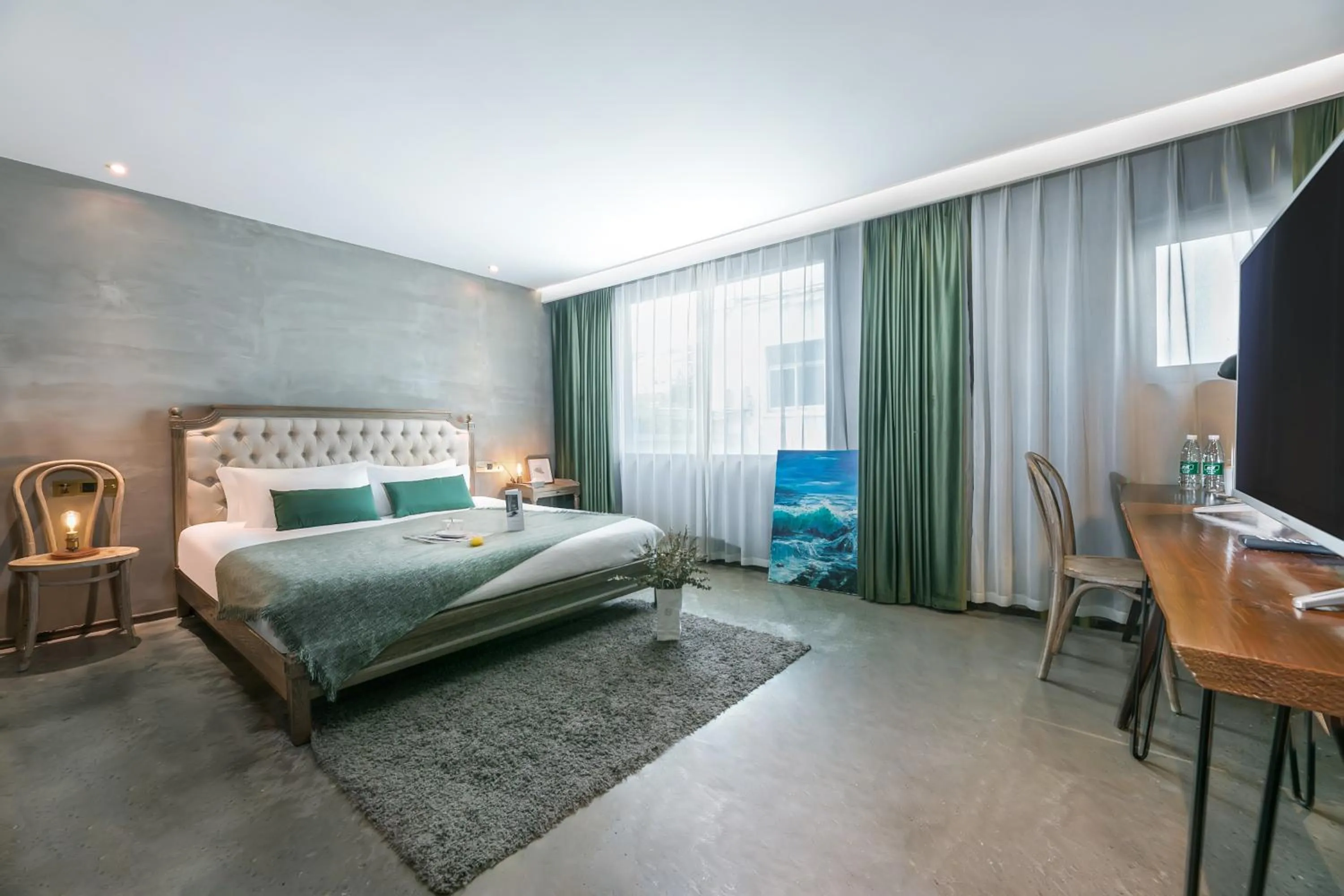 Photo of the whole room, Bed in Suzhou Unique Space Design Art Hotel