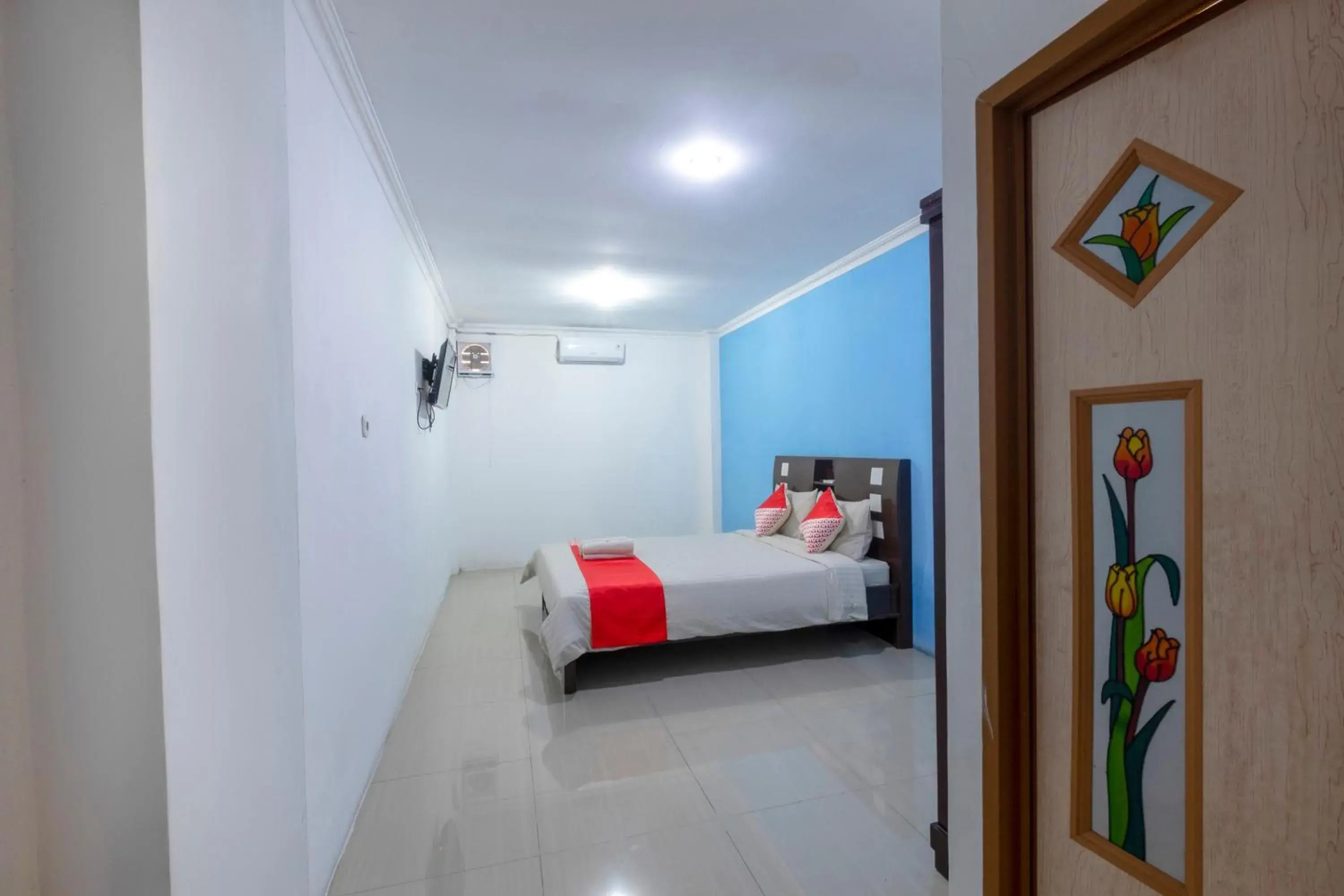 Bedroom, Bed in Super OYO 3747 Comfort Residence