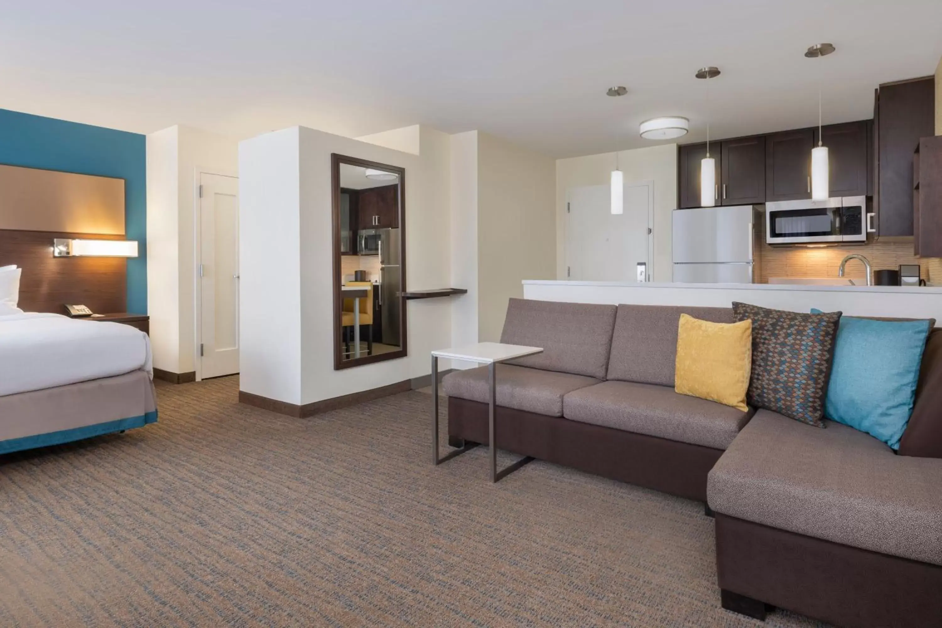 Living room, Seating Area in Residence Inn by Marriott Boston Bridgewater