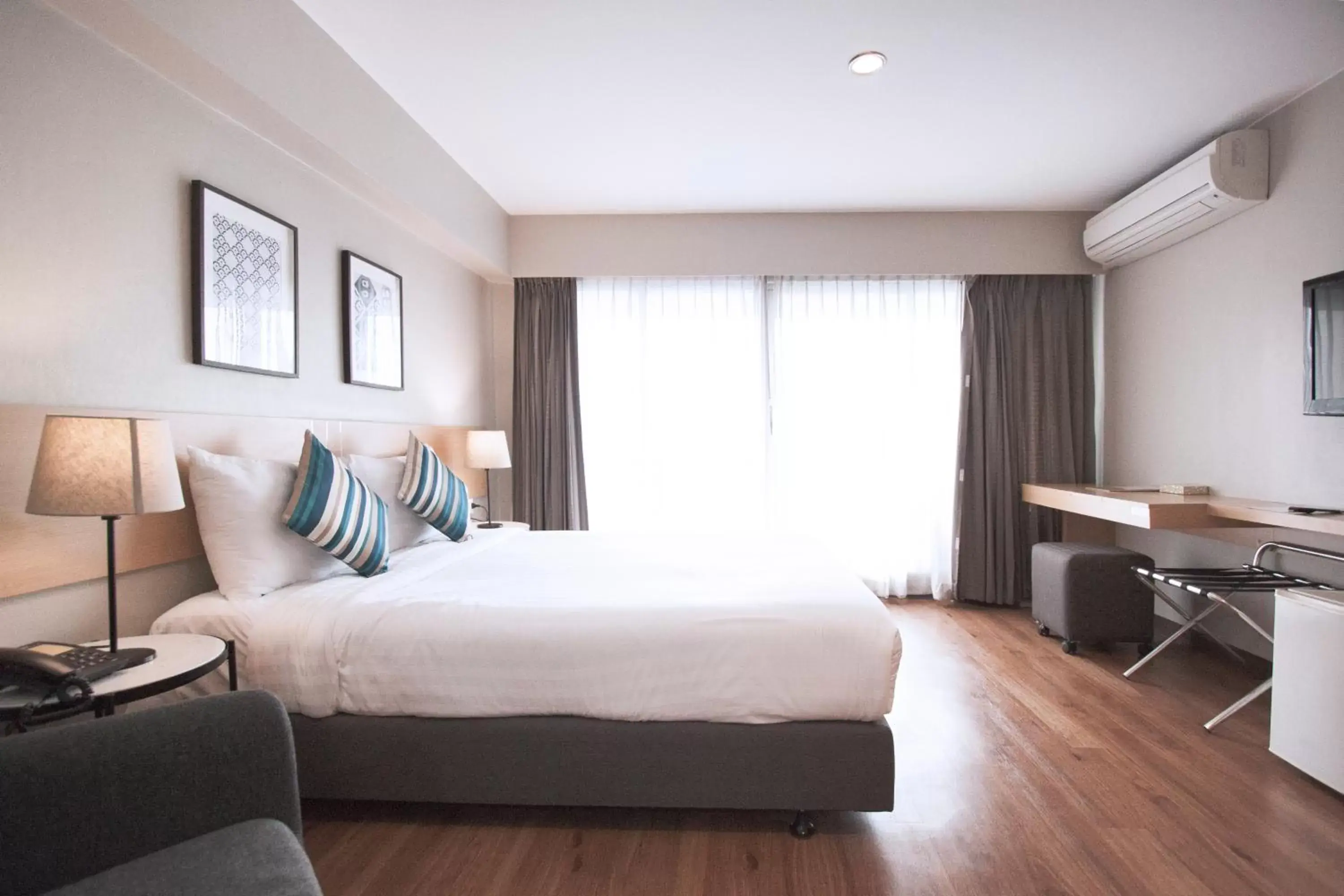 Bedroom, Bed in Samran Place Hotel