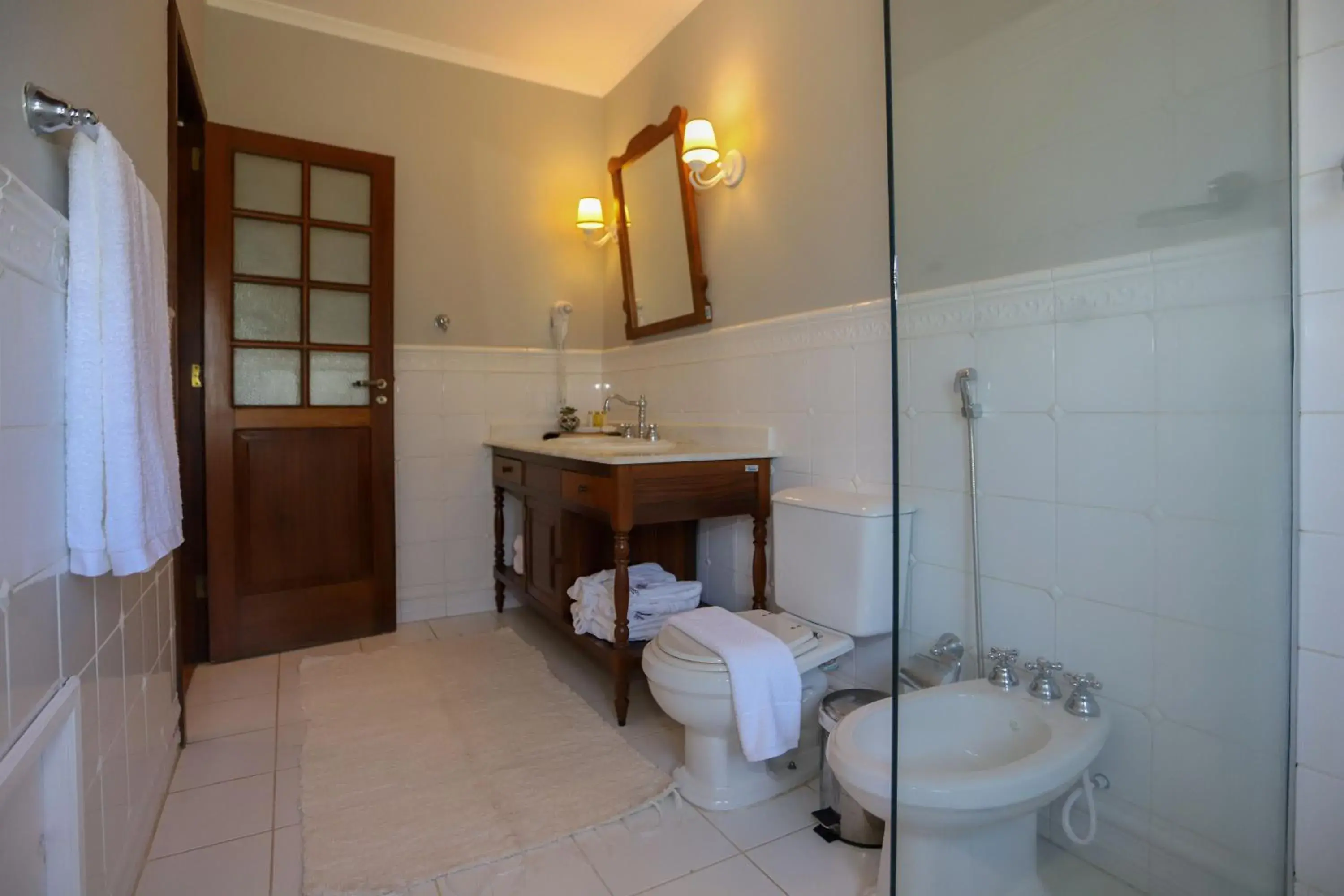 Bathroom in Vila Angatu Eco Resort SPA