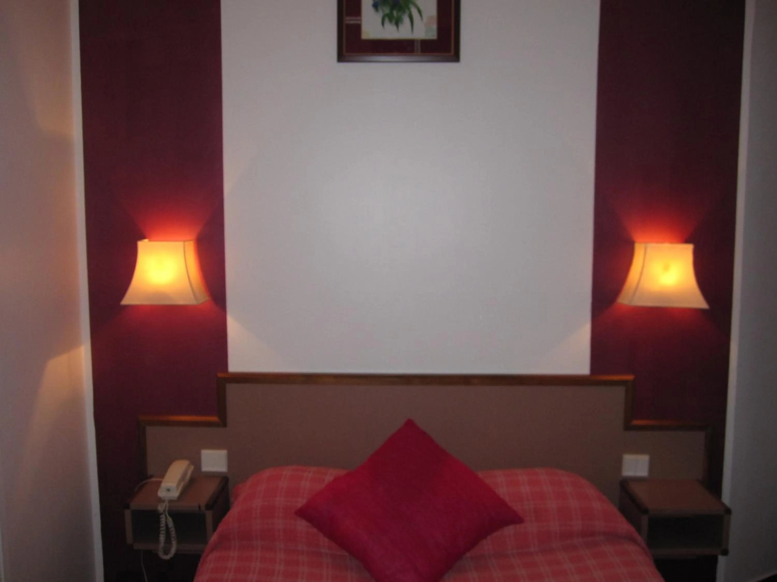 Bed in Hotel Royal Bergère