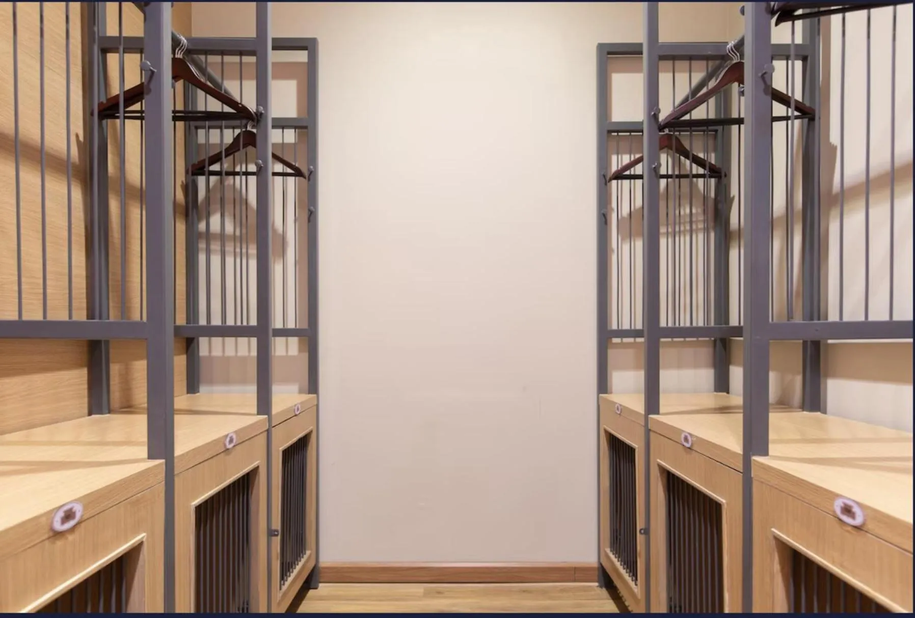 microwave in Prince Theatre Heritage Stay Hostel - Silom