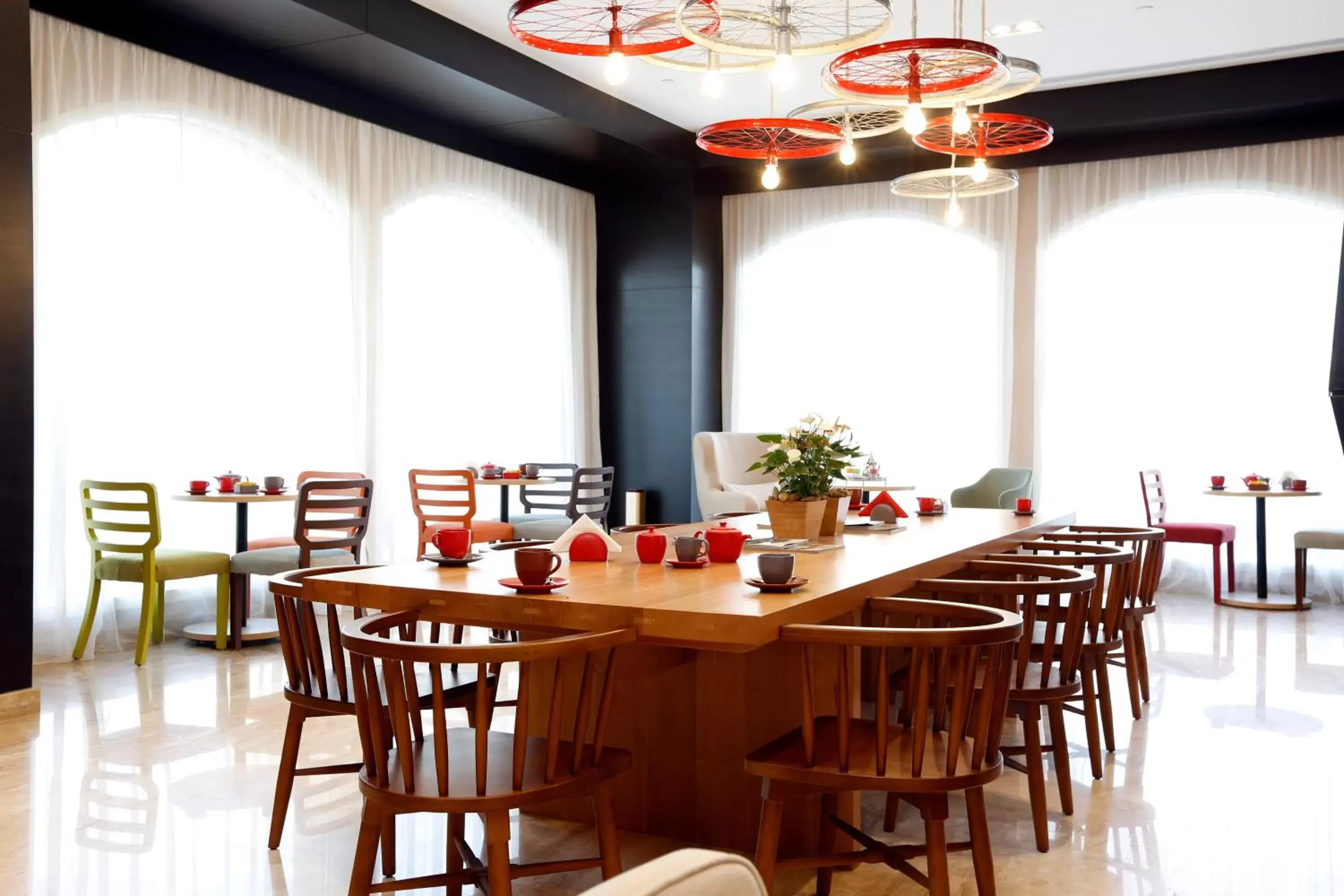 Lounge or bar in IntercityHotel Riyadh Malaz Lounge or bar in IntercityHotel Riyadh Malaz