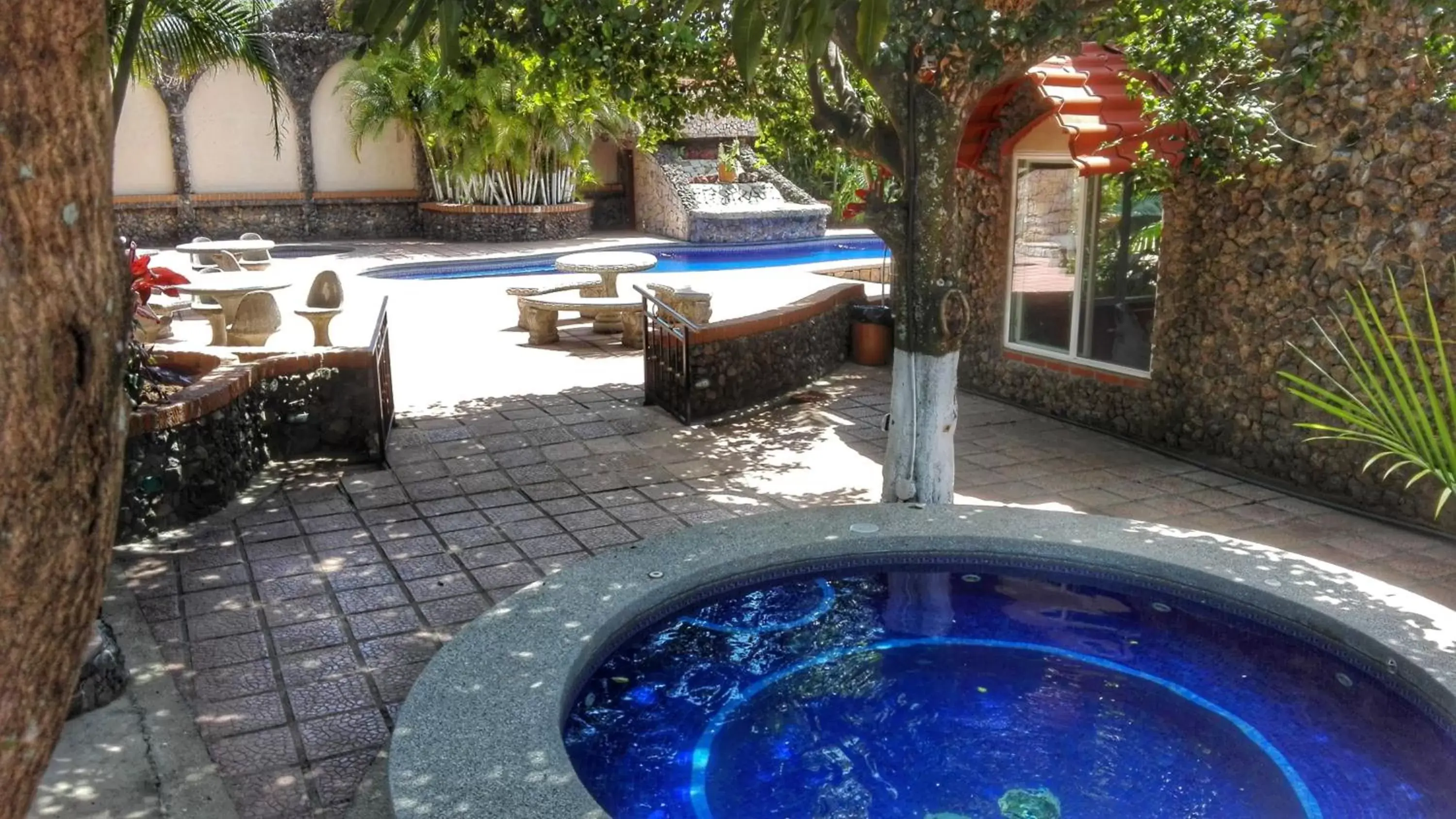 Swimming Pool in Hotel Cibeles Resort