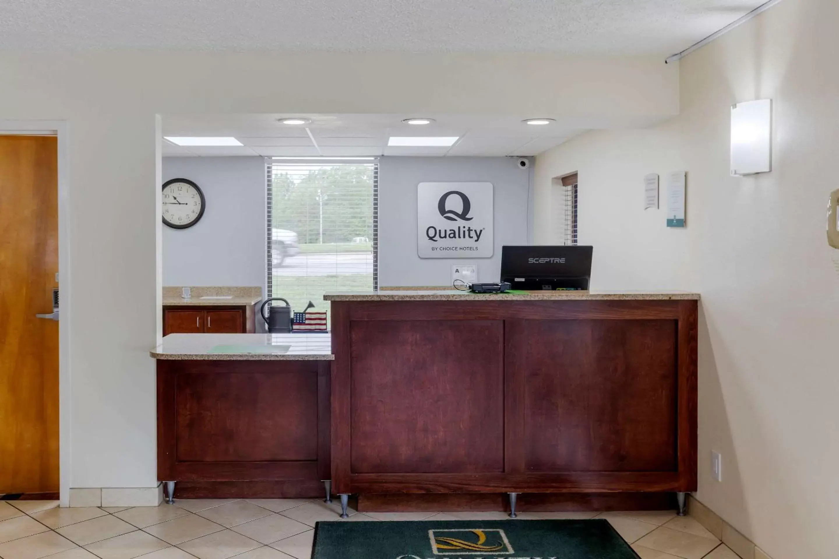 Lobby or reception, Lobby/Reception in Quality Inn - Roxboro South