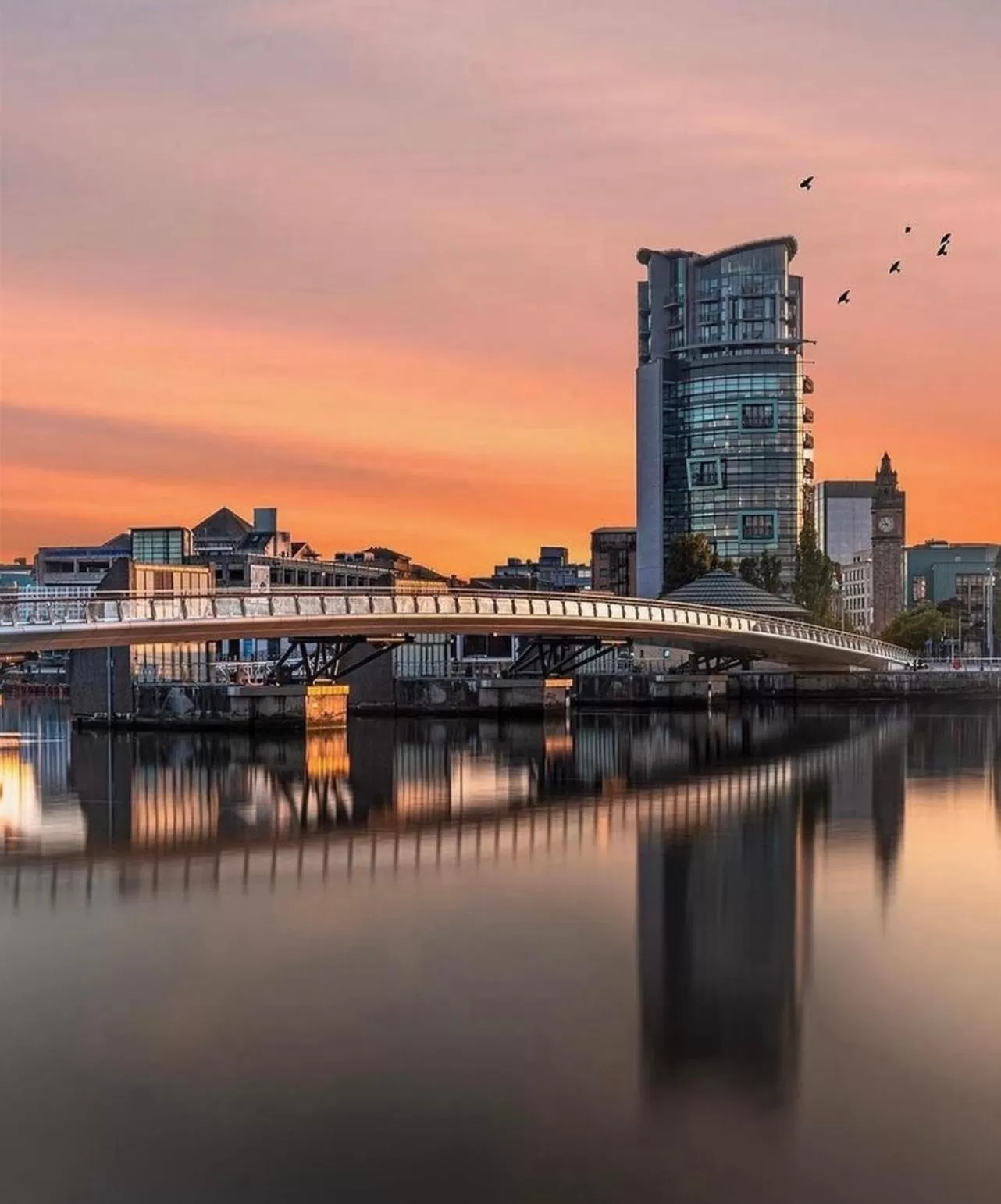 Sunrise/Sunset in ROTTERDAM BED & BREAKFAST