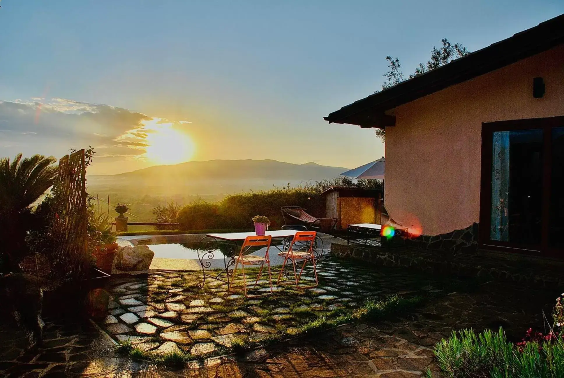 Facade/entrance, Swimming Pool in B&B A Casa di Silvia