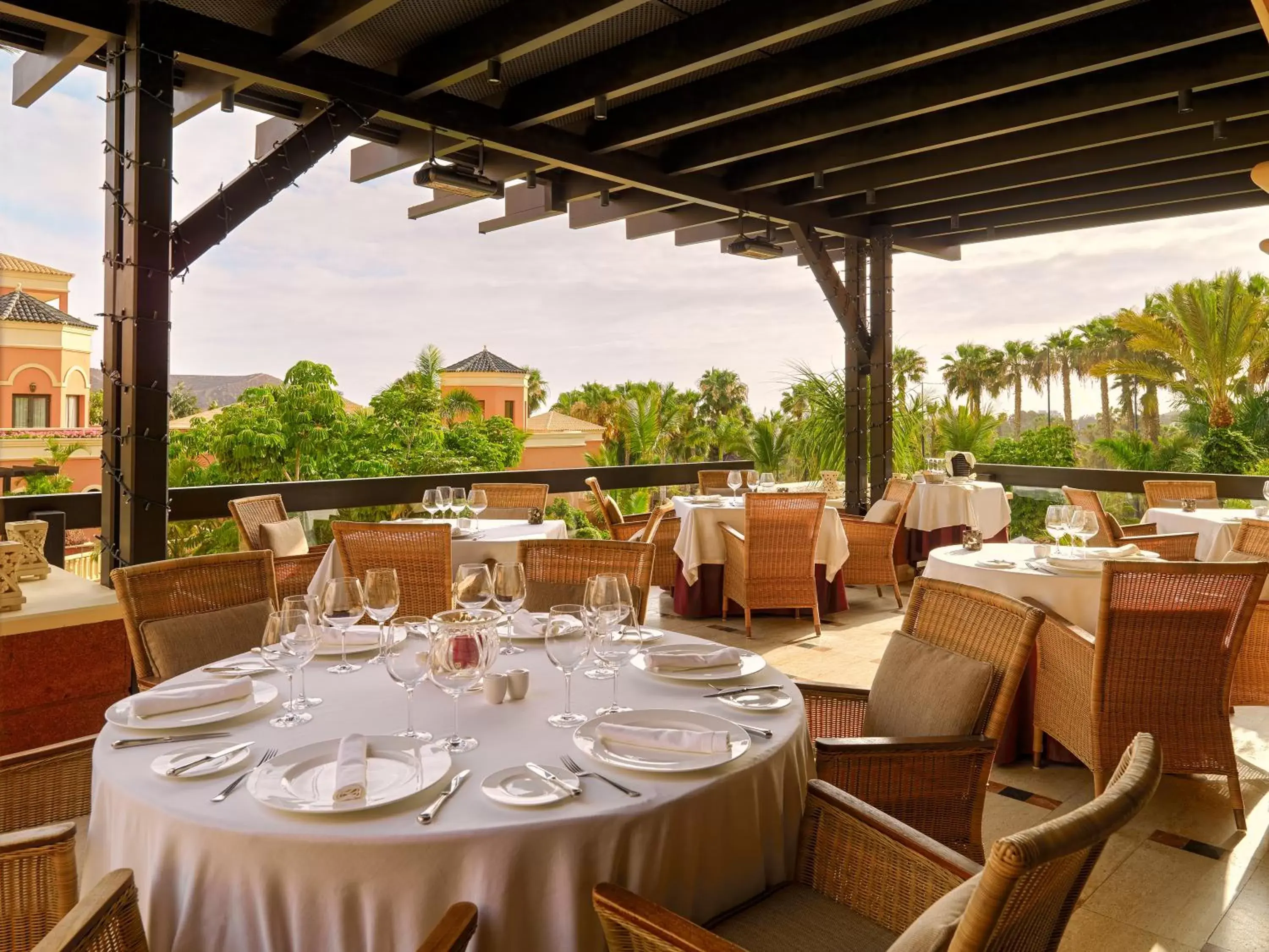 Restaurant/Places to Eat in Hotel Las Madrigueras Golf Resort & Spa - Adults Only